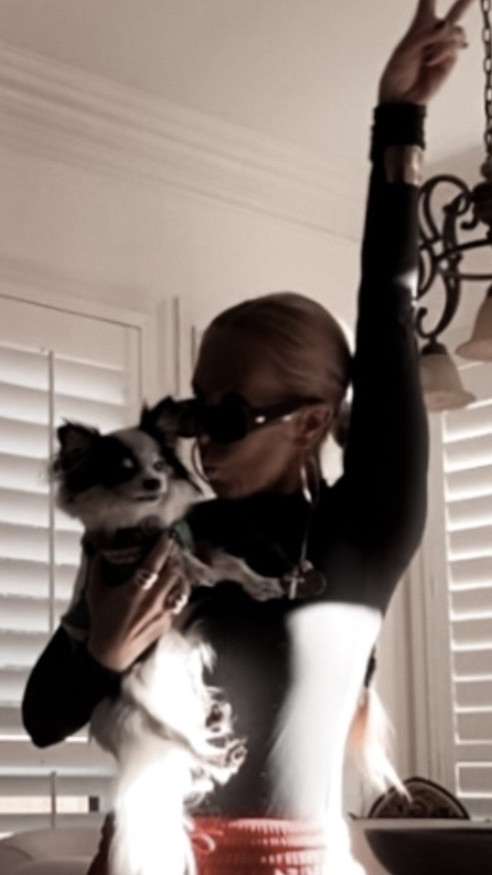 i don’t wait for january.

standards don’t need a date.

↓
glitteru.com/start



#LTKdayinmylife #LTKmomlife