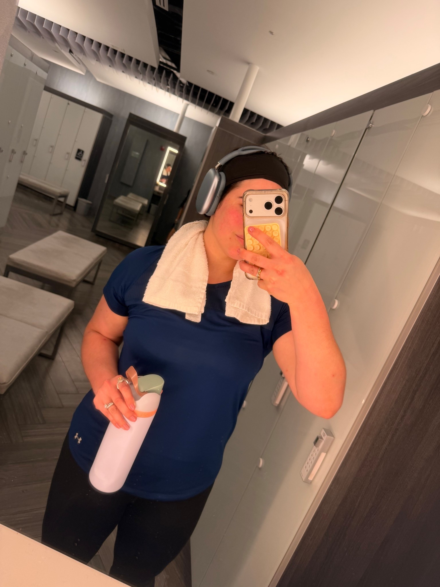 Workout essentials I swear by 🤍
Everything I use to train better — comfortable, practical, and cute

#LTKMidsize #LTKActive #LTKfitnessgoals