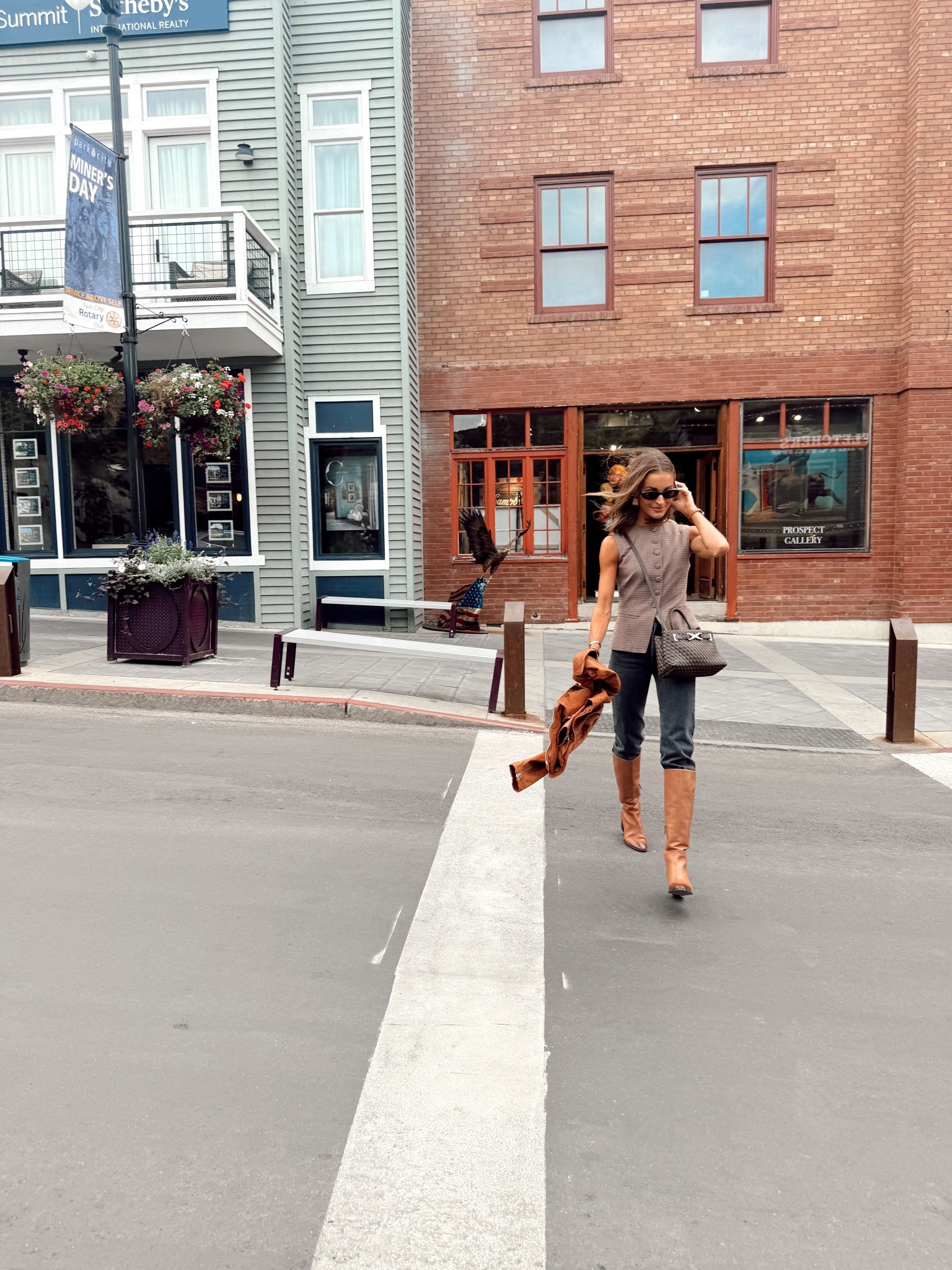 fall is in the air!!!🤭

#LTKItBag #LTKSeasonal #LTKShoeCrush