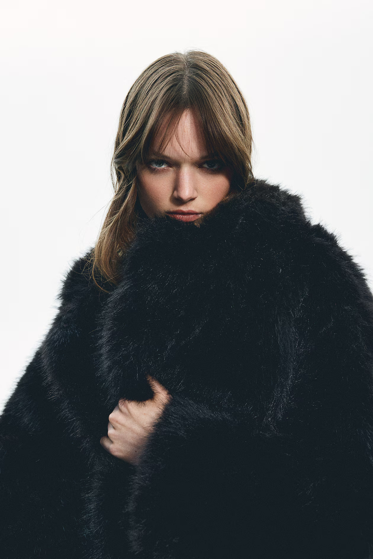 FLUFFY COAT | H&M (UK, MY, IN, SG, PH, TW, HK)