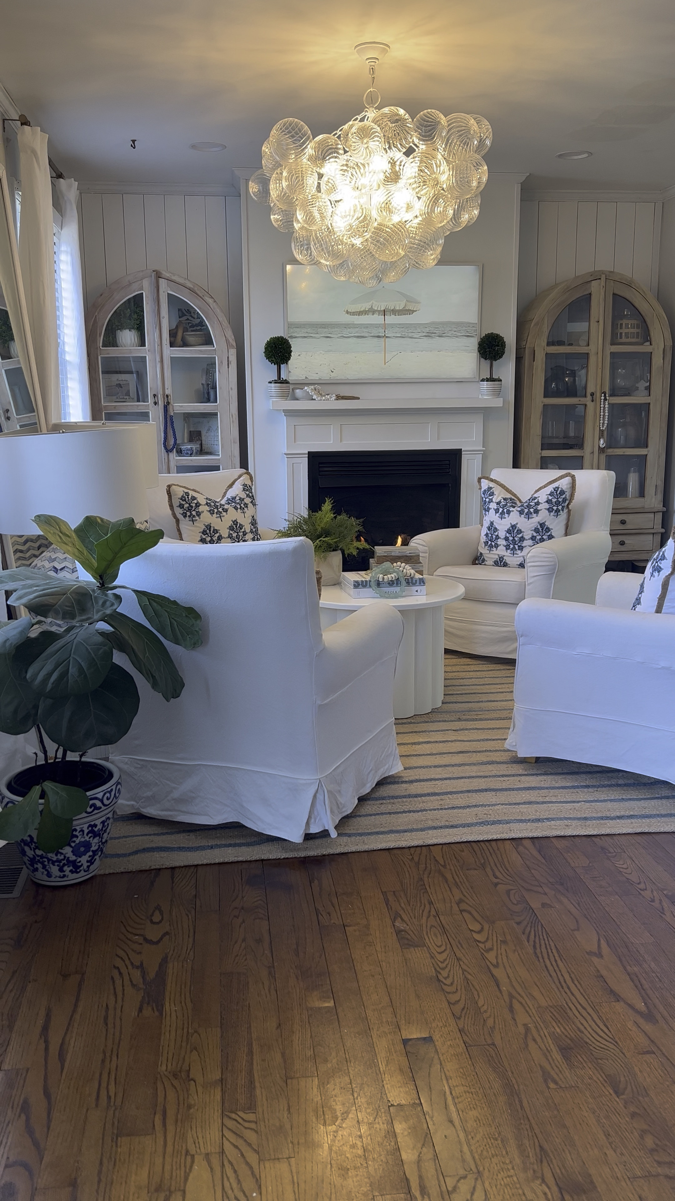 Classic coastal home

#LTKMostLoved #LTKHome #LTKWatchNow