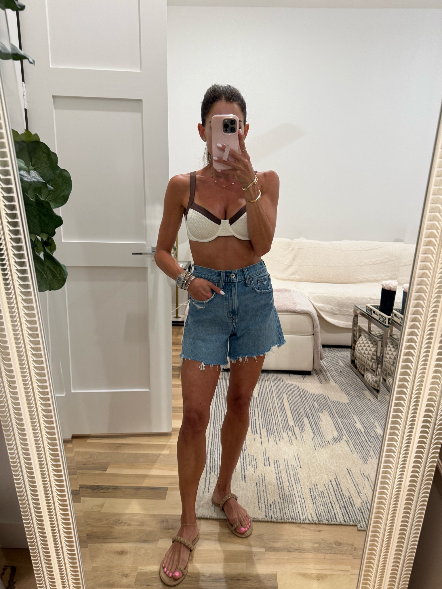 Longer dad denim style. Shorts size 23 bikini size s