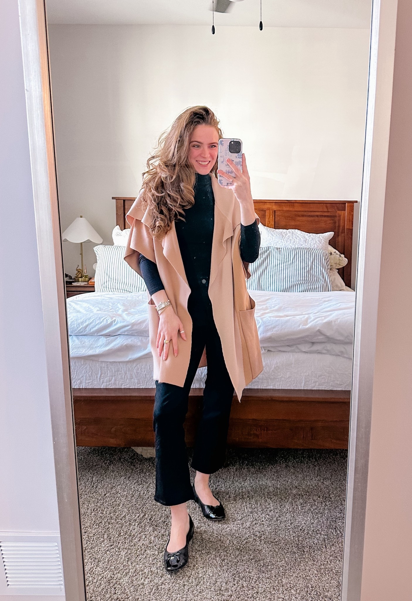 Quick & cute outfit for running some errands!! This poncho/sweater is one of my favorite pieces for winter. It’s so cozy and such an interesting piece! 

#LTKootd