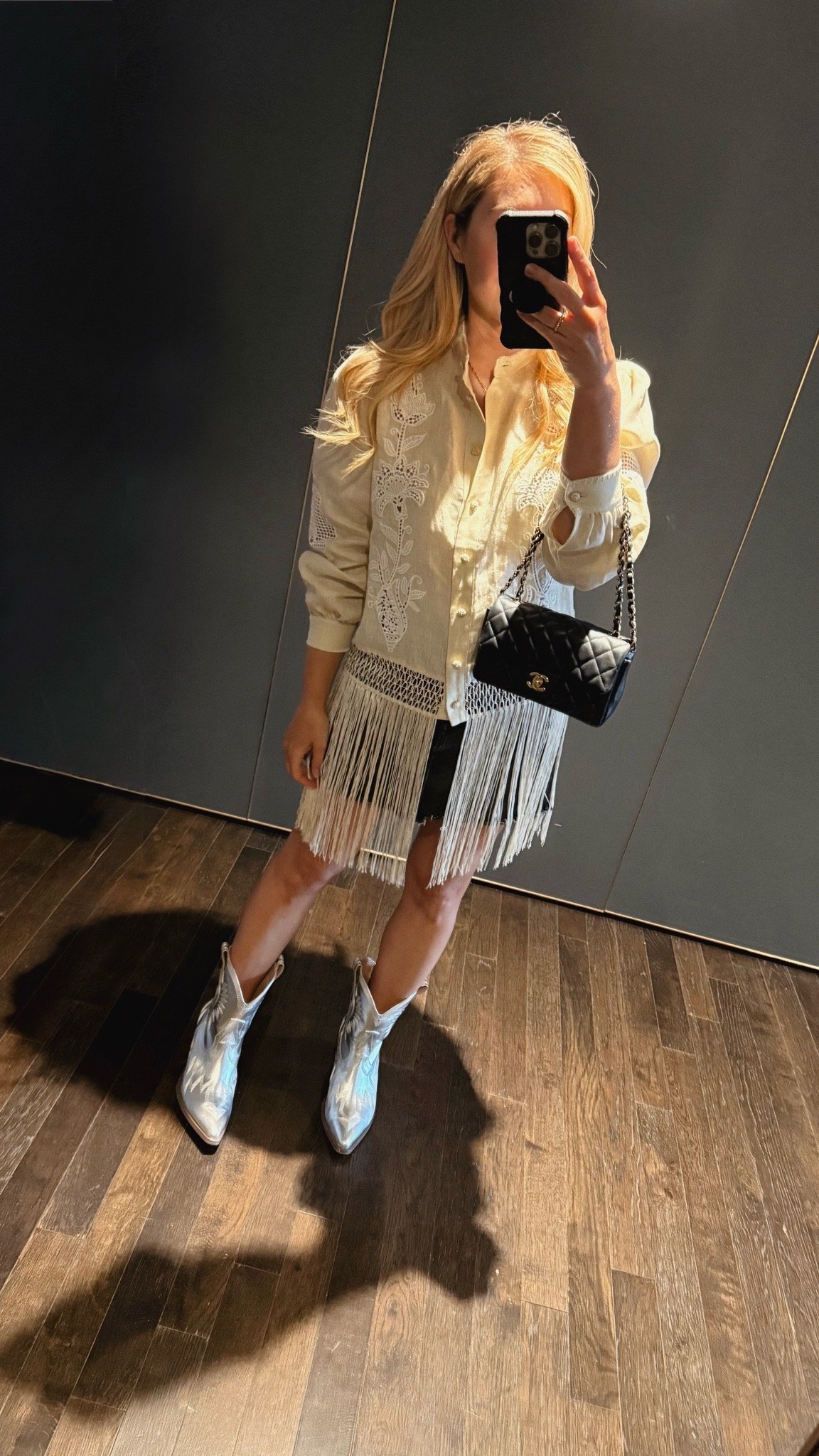 Country concert inspo (boots are from Amazon!!)