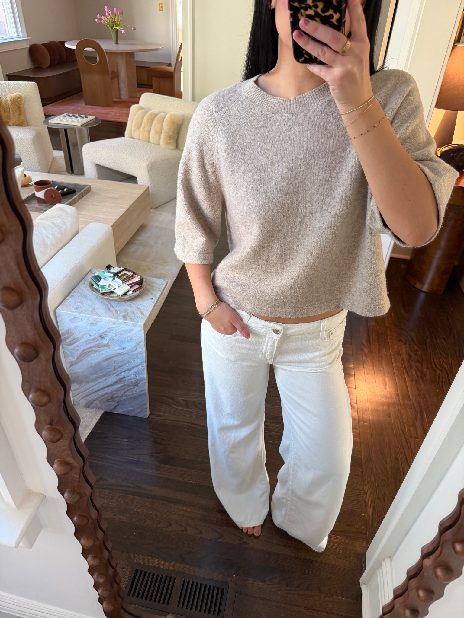 these are sweatpant level comfy @guess #guesspartner