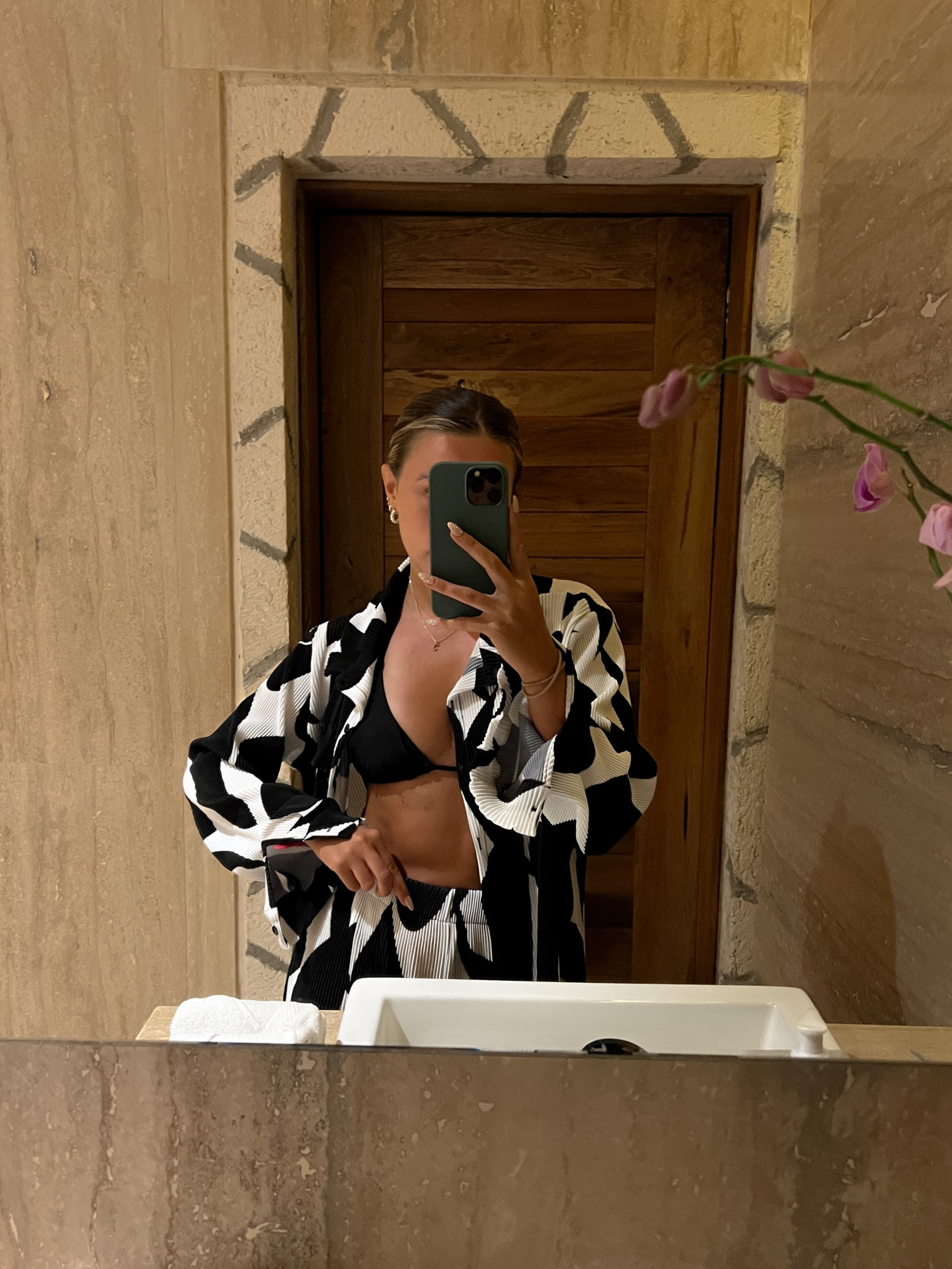 Abstract print plisse set styled over a black bikini is perfect for poolside chic but also into the evenings! 🖤 this boohoo set is gorgeous! 

#LTKstyletip #LTKeurope #LTKunder50