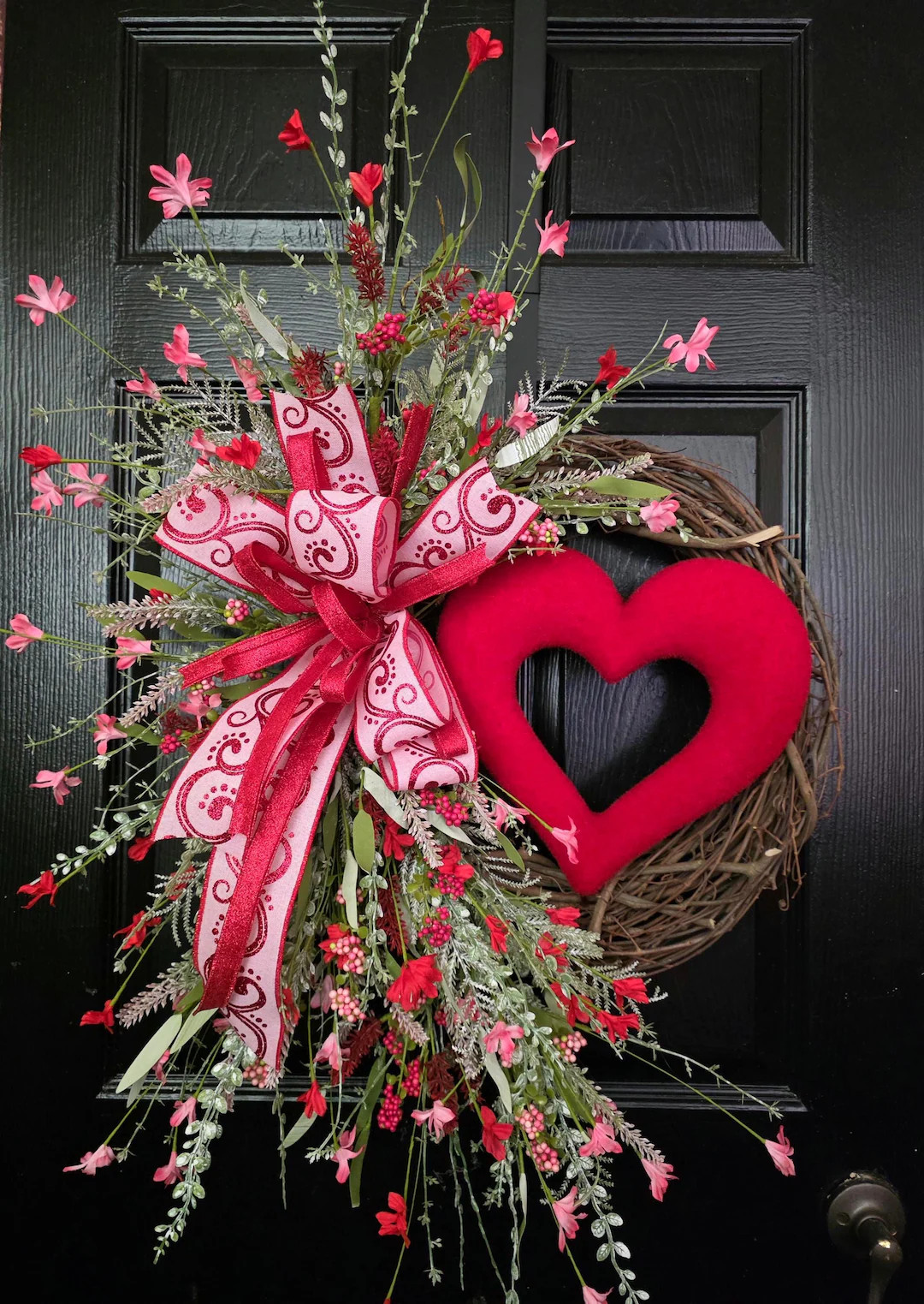 Valentine Wreath, Heart Wreath, Valentine Decor, Heart Decor | Etsy (US)