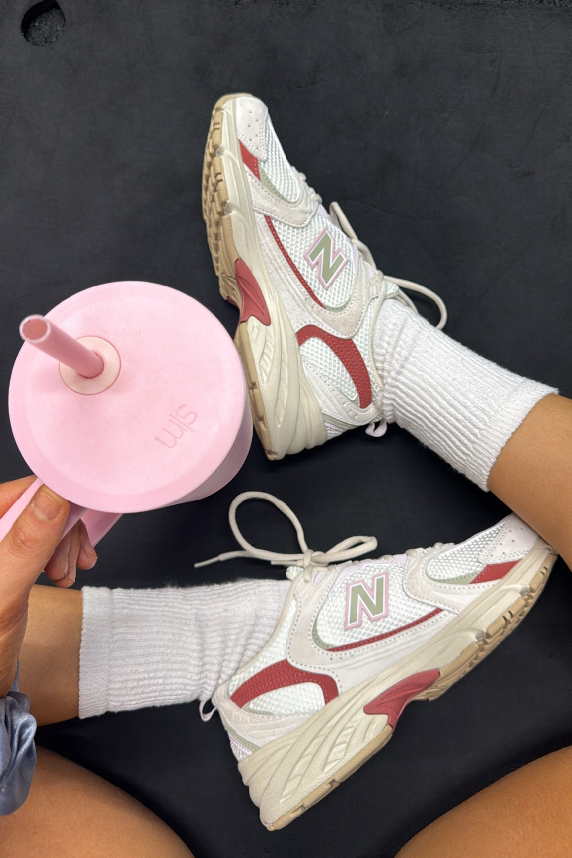 New balance size 7.5 (they run a little big) 

#LTKFindsUnder100 #LTKFitness #LTKActive