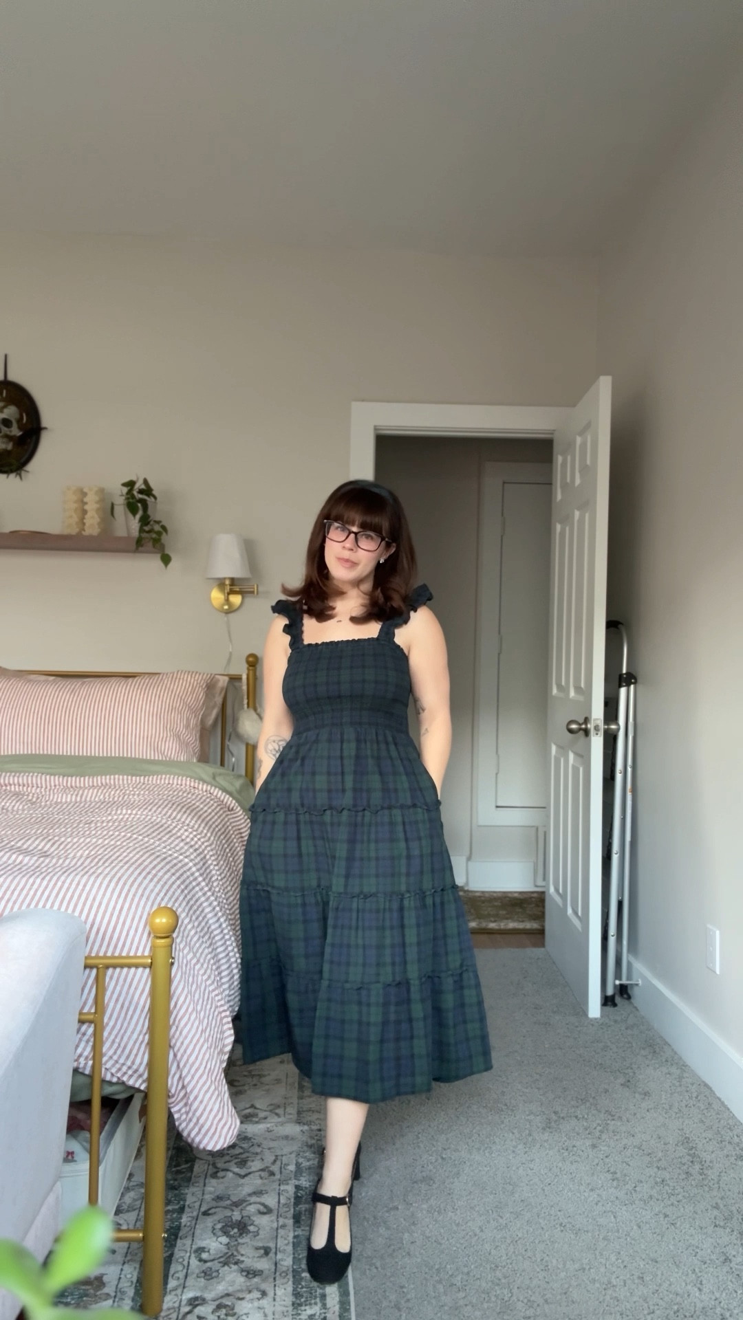 Feeling cheeky with my arms showing in November  

#LTKootd #LTKWorkwear #LTKPetite