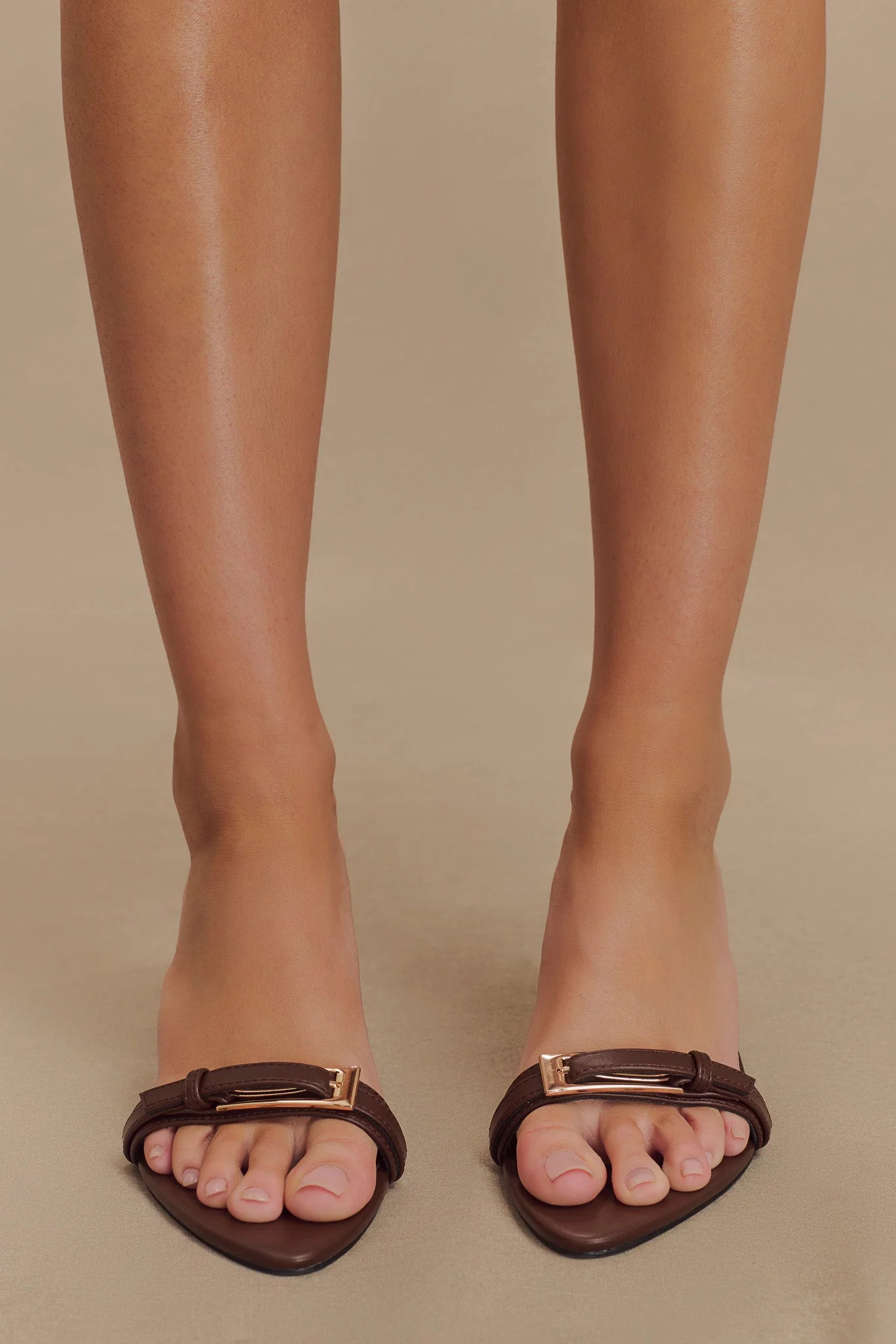Buckle High Heel - Chocolate | MESHKI US
