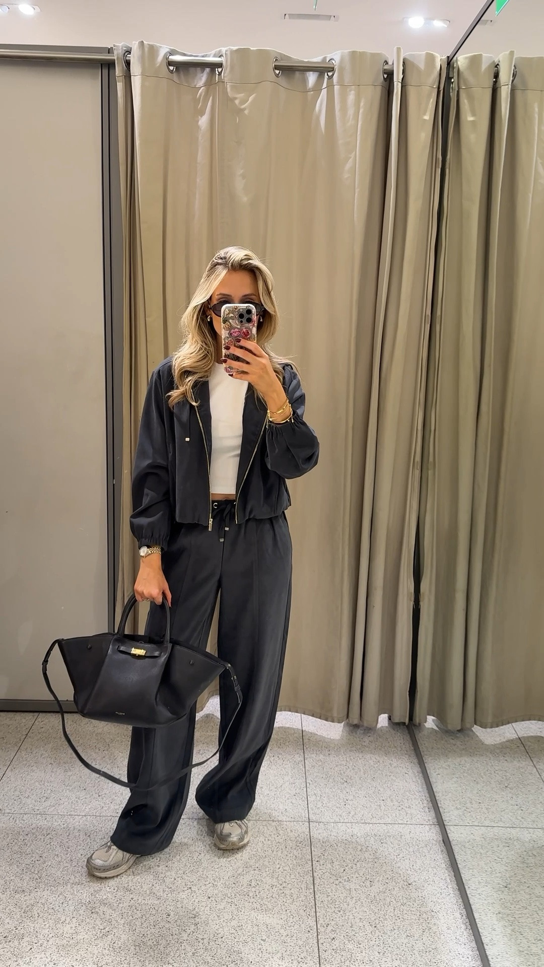 The perfect tracksuits , I have the caramel colour one , I wish I got this charcoal shade - how nice is it! Perfect for the school run.

#LTKuk #LTKautumn
