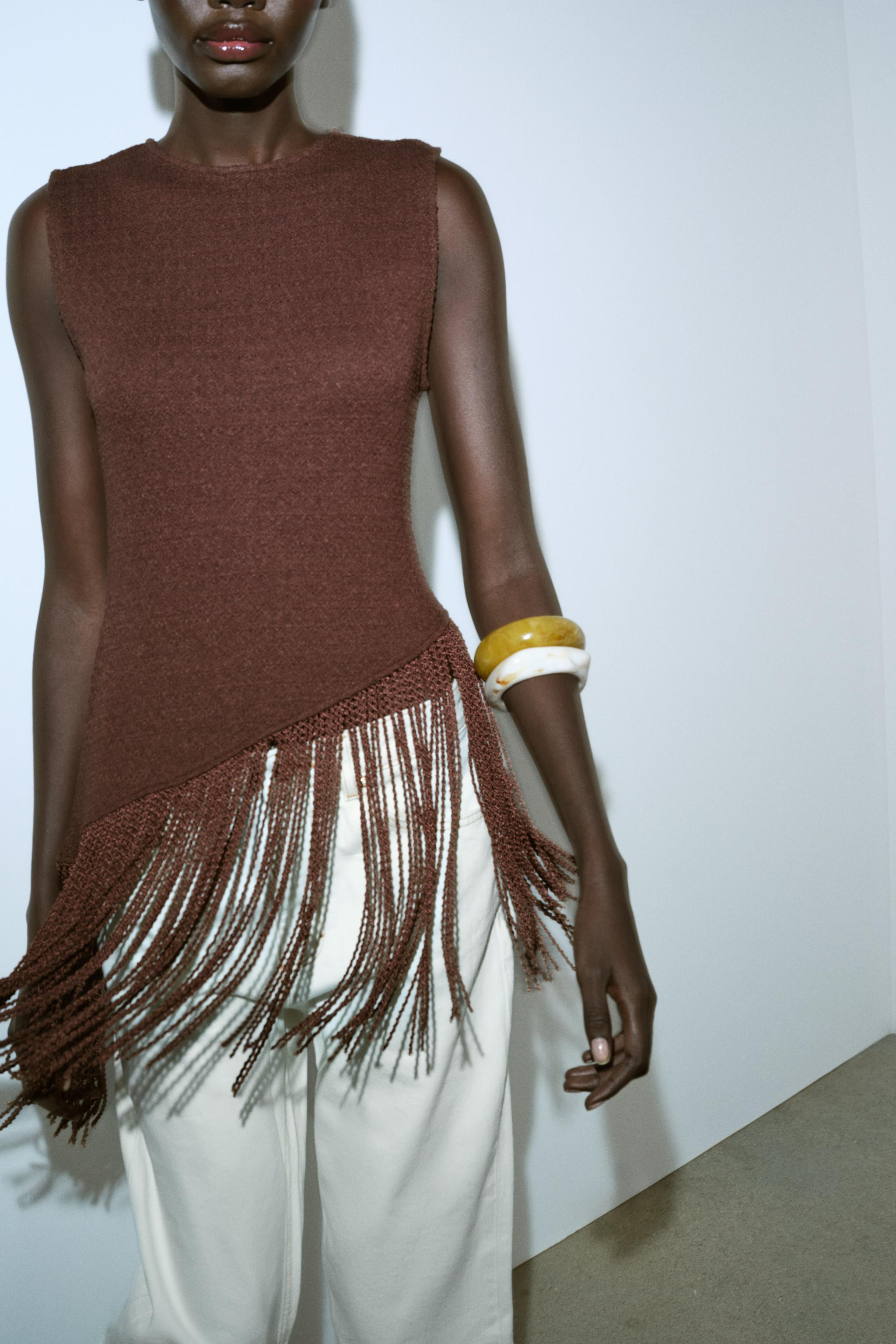 ASYMMETRIC STRUCTURE TOP | Zara US