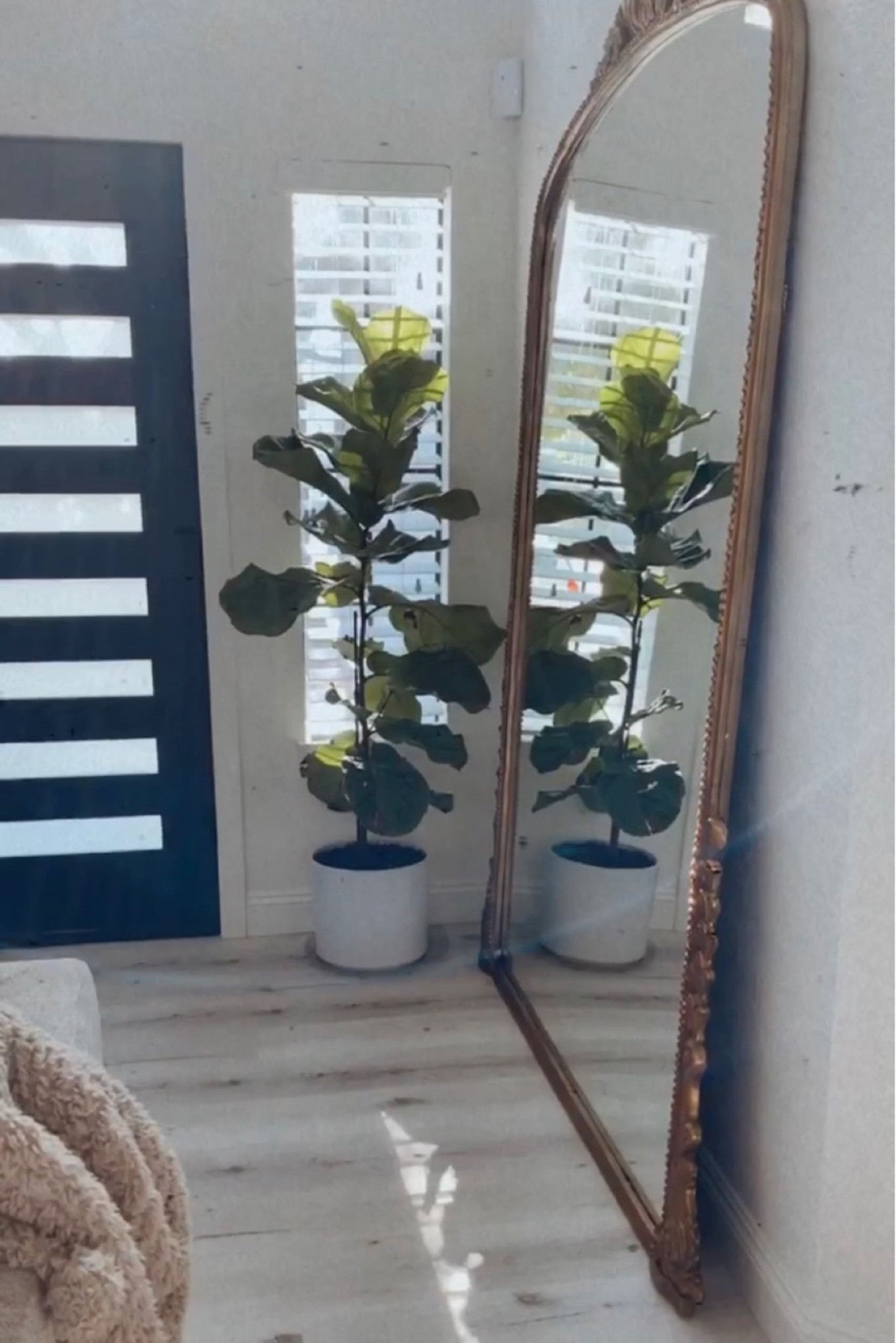 Mirror is on sale today!!  Anthropologie 

#LTKsalealert #LTKhome