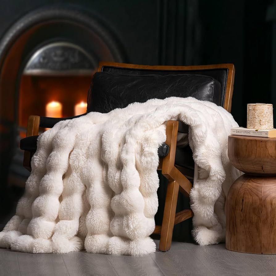 Ultra Soft Luxury Fluffy Ridgeline Faux Rabbit Fur Throw Blanket, Thick Warm Fuzzy Blankets for W... | Amazon (US)
