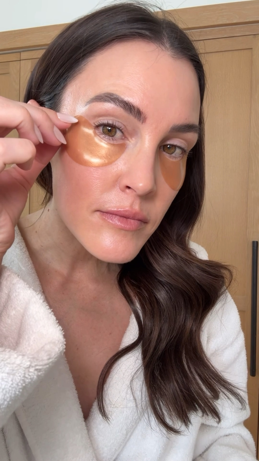 My favorite non-toxic morning eye patch to help hydrate and de-puff!!👏🏻👏🏻

Clean beauty
Morning routine 
Skincare 

#LTKBeauty #LTKselfcare #LTKmorningroutine