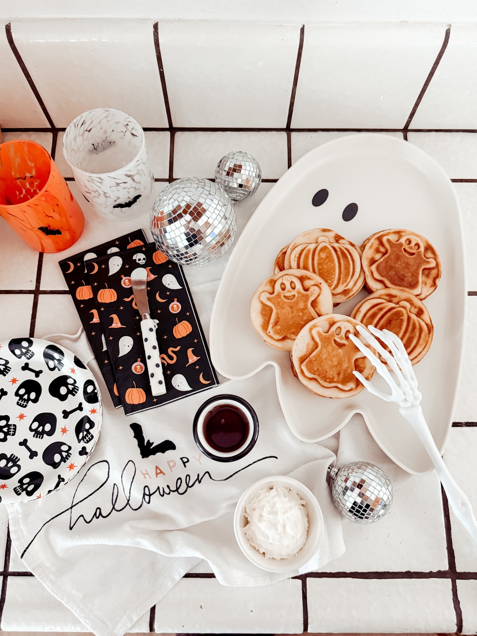 { spooky waffles ❥

Dash Ghost Waffle Maker . My Mind’s Eye Halloween . Bat Icon Juice Glass . Anthropologie Halloween . Walmart Way To Celebrate Halloween . Skeleton Hand Serving Set } 

#LTKSeasonal #LTKHome #LTKFindsUnder50