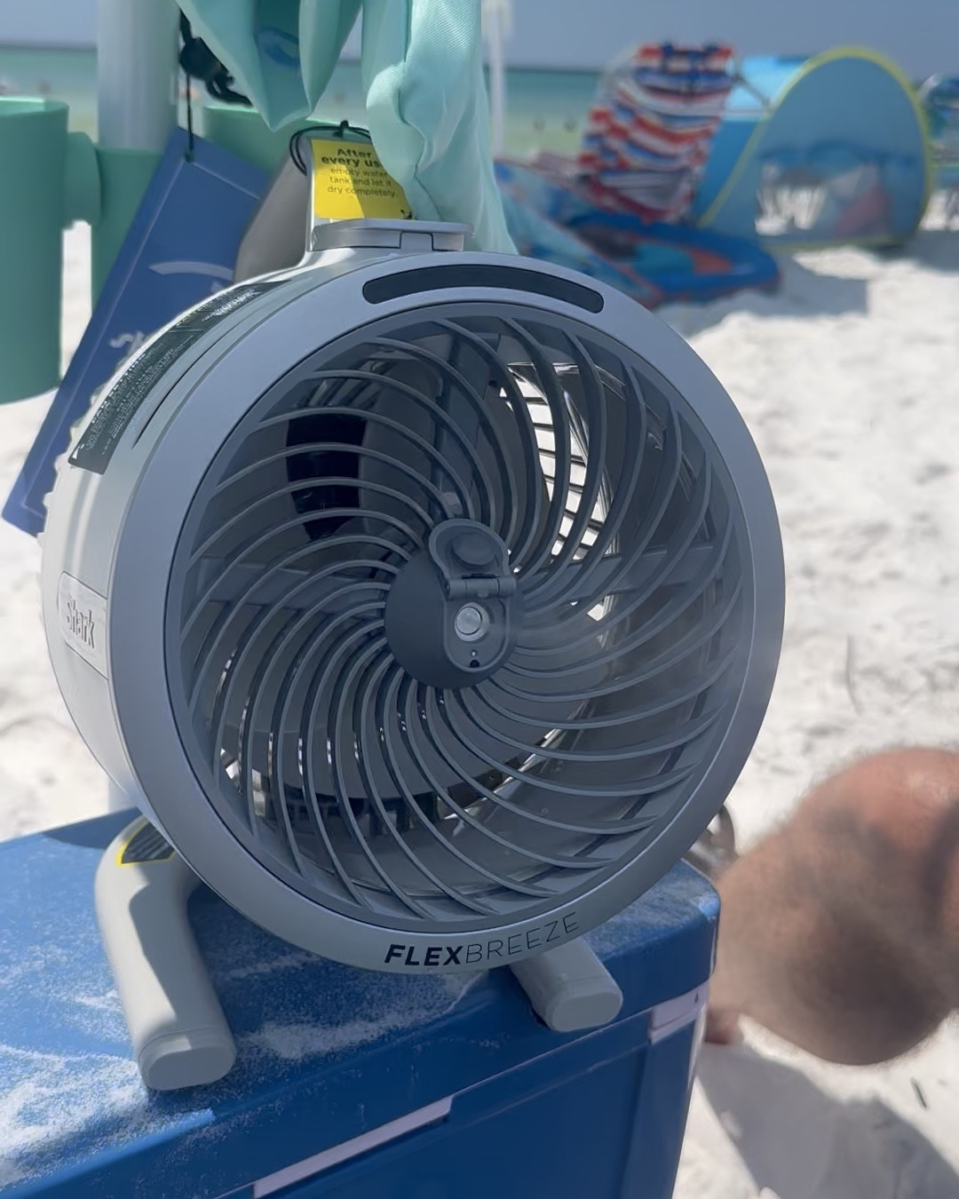The perfect addition to add to your beach or pool trip!  The new Shark flex breeze. It charges easy and blows out cool mist. Perfect for that hot beach day. #shark #vacation 