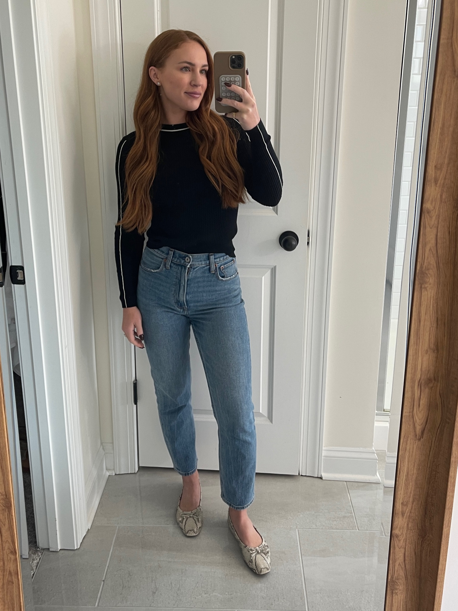 Abercrombie jeans, ballet flats, square toe flats 

#LTKfindsunder100 #LTKSeasonal