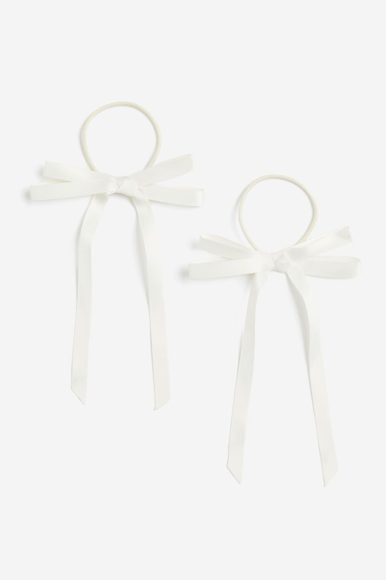 White | H&M (US + CA)