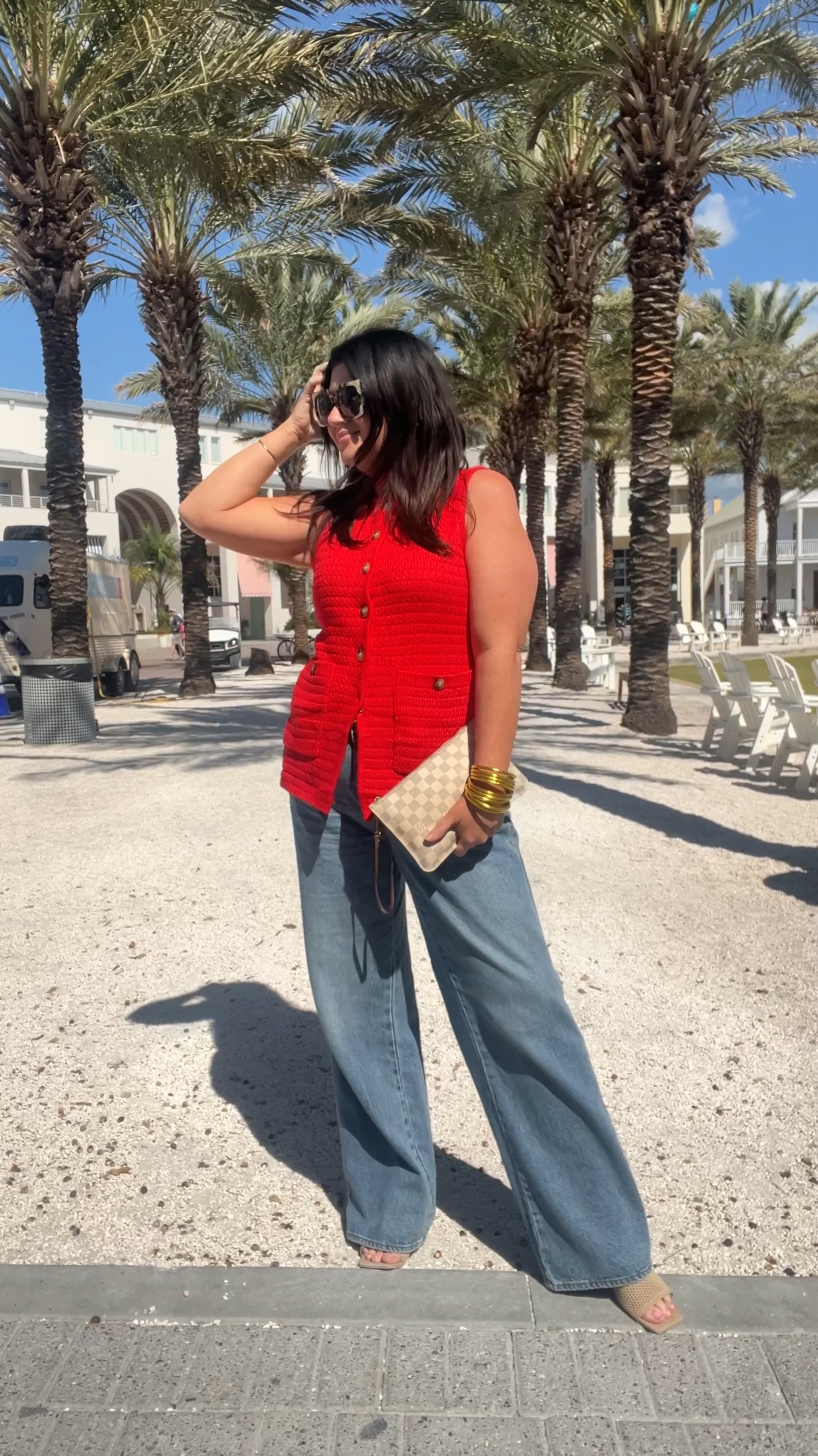 Dopamine dressing with a pop of red 

#LTKFindsUnder50 #LTKOver40 #LTKMidsize