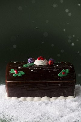 Yule Loaf Keeper | Anthropologie (US)