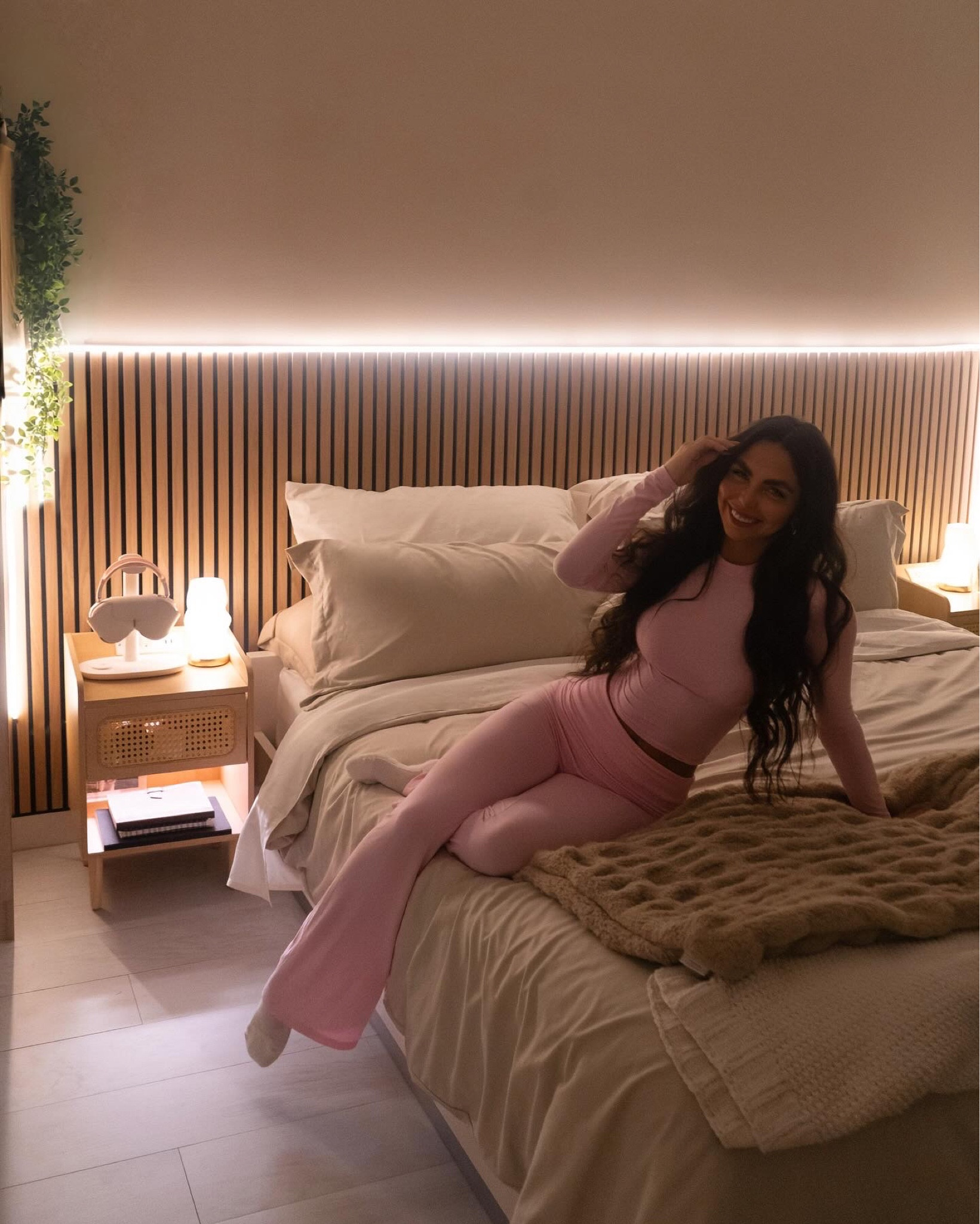 2 piece of your dreams 🙈🩷 so cozy and perfect for literally doing anything. And sooooo many great colors! 

#LTKhome #LTKsalealert #LTKfindsunder50