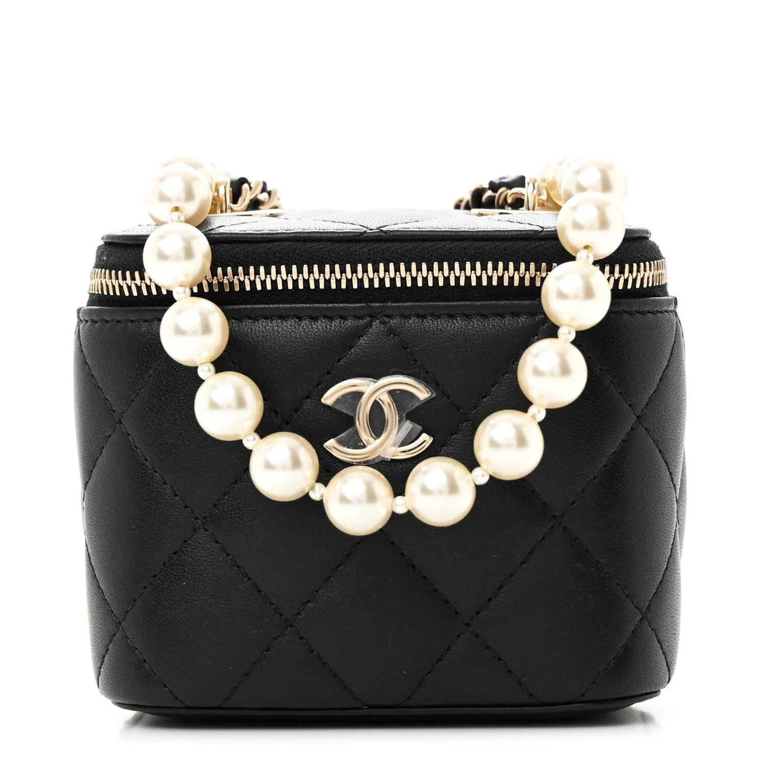 Chanel Lambskin Quilted Mini Vanity Case With Pearl Chain Black 1615814 | FASHIONPHILE (US)