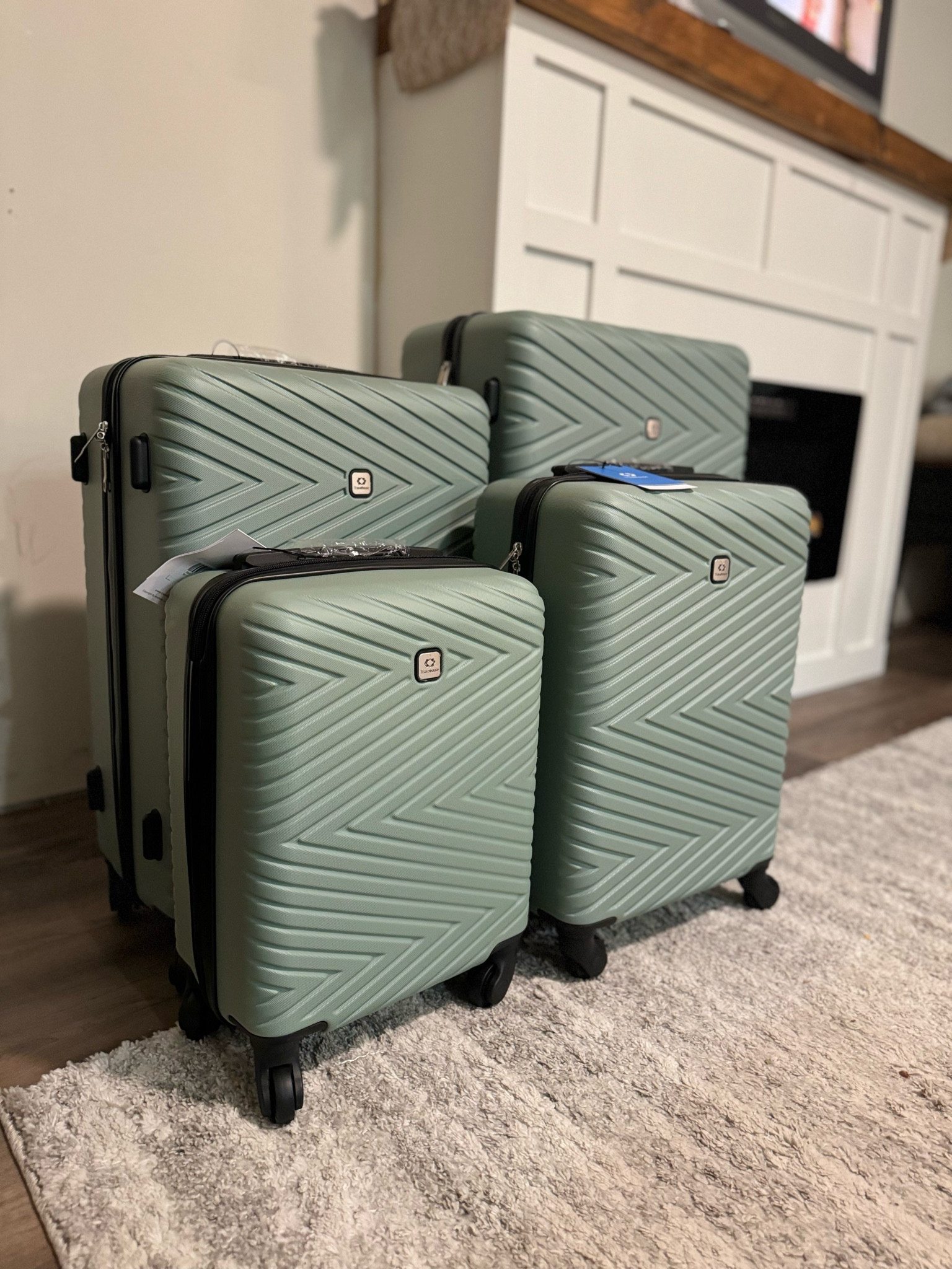 This luggage set is so cute and functional! I love that it has 2 carry on options 

#LTKHoliday #LTKTravel #LTKGiftGuide