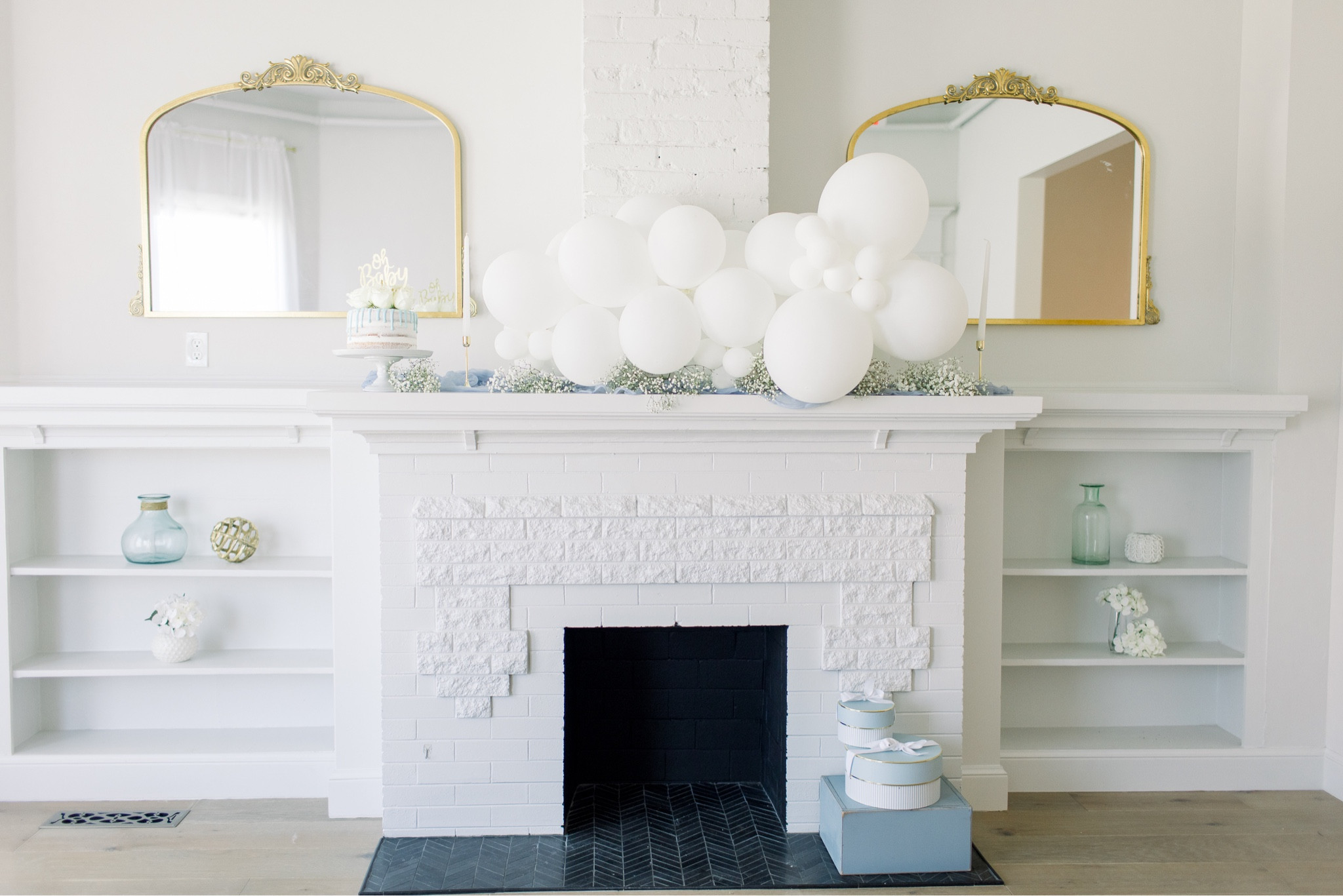 Gold mirrors!

#LTKFind #LTKhome #LTKsalealert