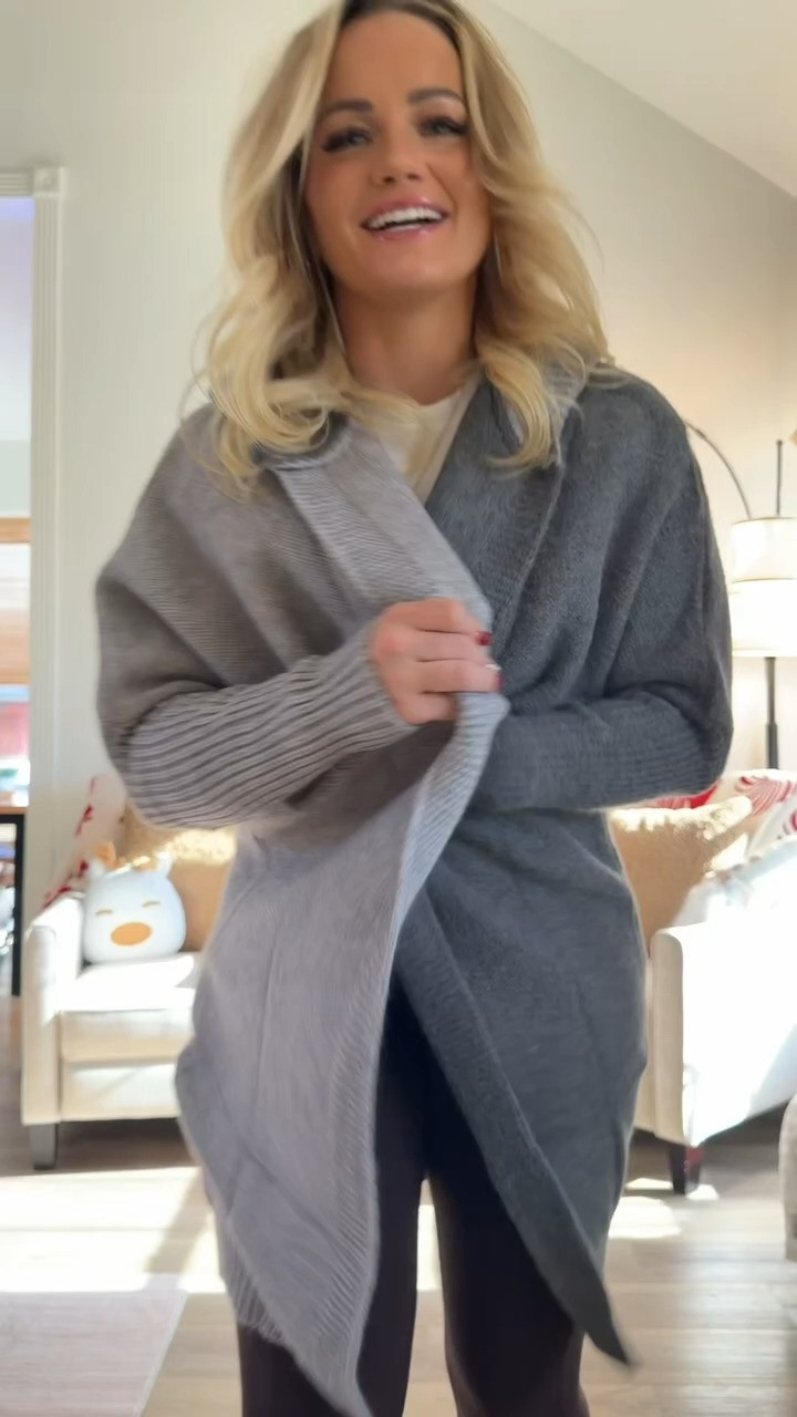 This hooded cardigan is everything I want for fall! The color blocking makes it more interesting than a basic cardigan, and the hood is perfect for unpredictable weather. Love the open front style - so easy to layer. It's cozy enough for cold mornings but not too heavy. Goes with everything and makes any outfit look intentional!

#HoodedCardigan #ColorBlock #LTKSeasonal #FallLayers #CardiganStyle #LTKStyleTip 

 #LTKgrwm #LTKootd #LTKmomlife