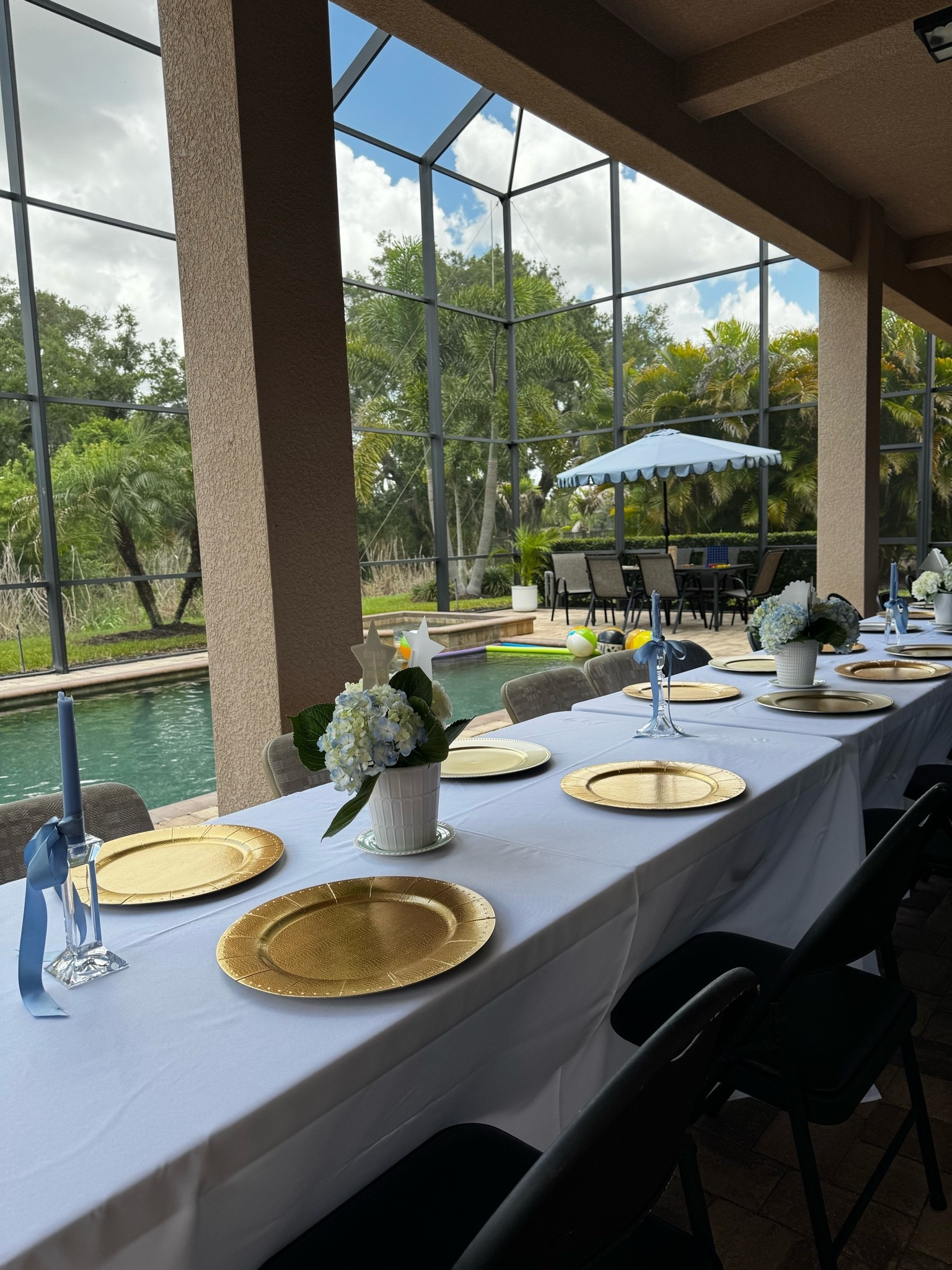 🎓🍽️Graduation Party! We celebrated our daughter’s high school graduation this past weekend! We borrowed tables & chairs from our neighbors, covered all the tables with white tablecloths, placed gold charger plates on each setting, created beautiful centerpieces with fresh blue & white hydrangeas from our local grocery store, and added some fun grad signs from the dollar store!

Hosting & Entertaining | Budget-Friendly Grad Party | High School Graduation Party | Outdoor Entertaining | Amazon | Amazon Home

#LTKmomlife #LTKHome