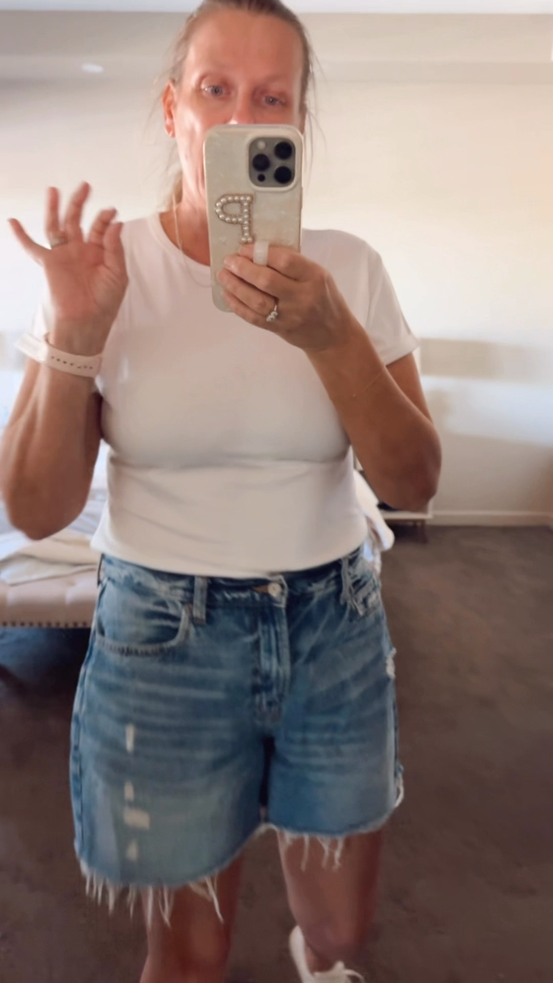 Elevated basic white tee

neutral outfit idea, white tee outfit, casual chic outfit, elevated everyday outfit, effortless summer style, denim shorts outfit, minimalist outfit style, capsule wardrobe outfit, simple chic outfit, polished casual outfit, classic neutral outfith

#LTKSeasonal #LTKOver40 #LTKootd