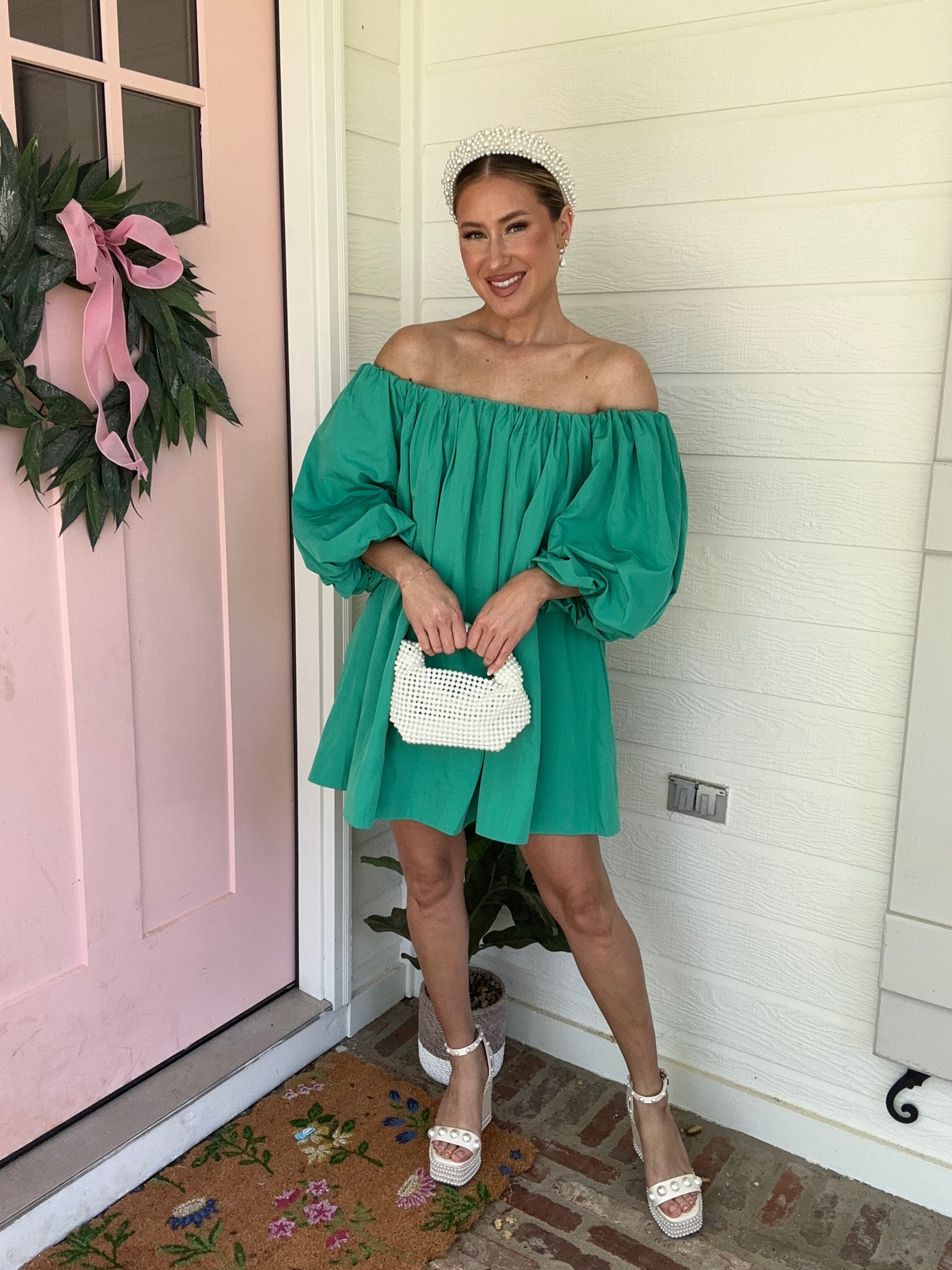 This stunning dress can be worn as top/tunic and comes in three colors! I also bought the white one! Perfect for summer! 

#LTKShoeCrush #LTKSeasonal