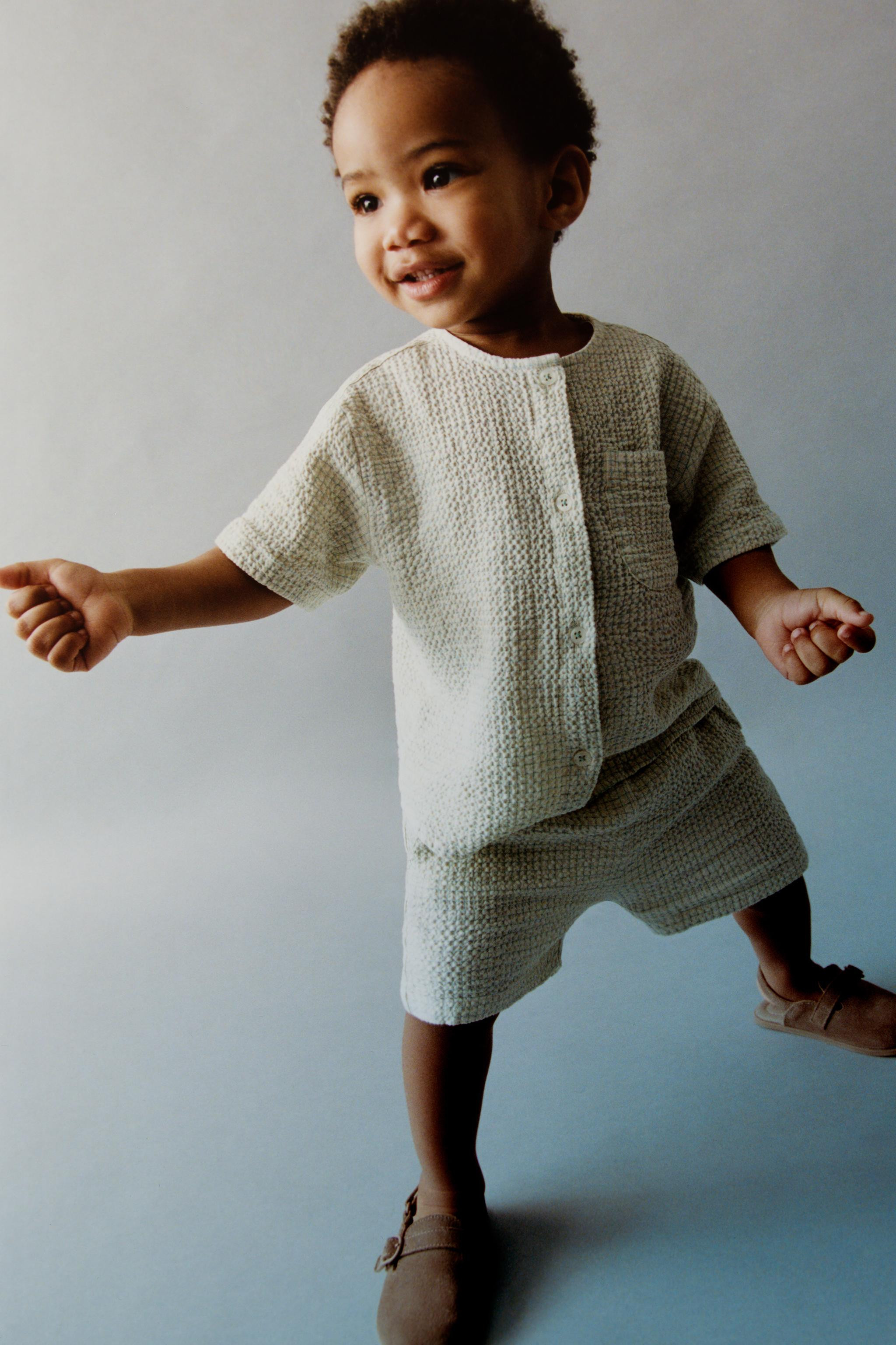 PLAID TEXTURED SHORTS | Zara US