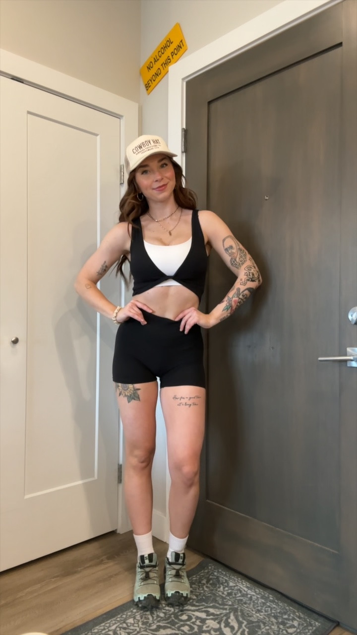 day hike outfit! 🌲⛰️🫶

#LTKSeasonal #LTKfitness #LTKActive
