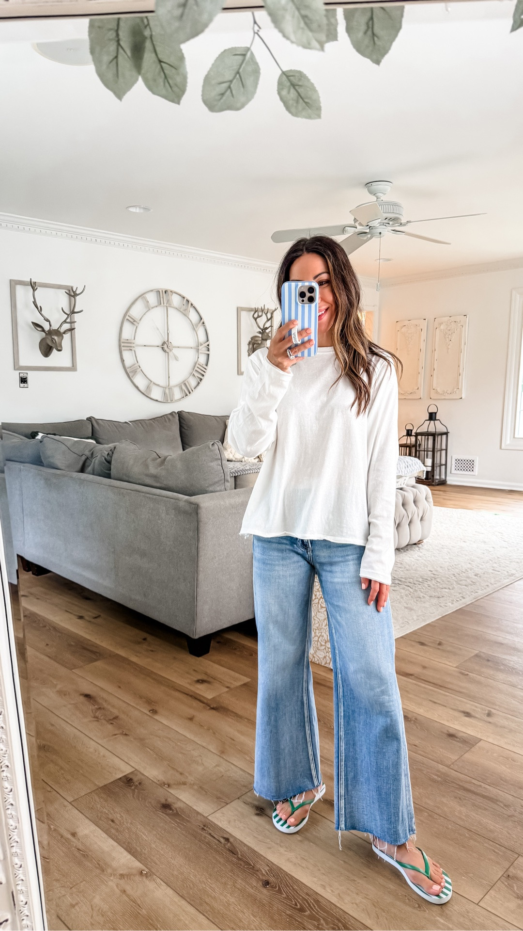 Jeans 25. White long sleeve T-shirt, small.

#LTKOver40 #LTKPetite