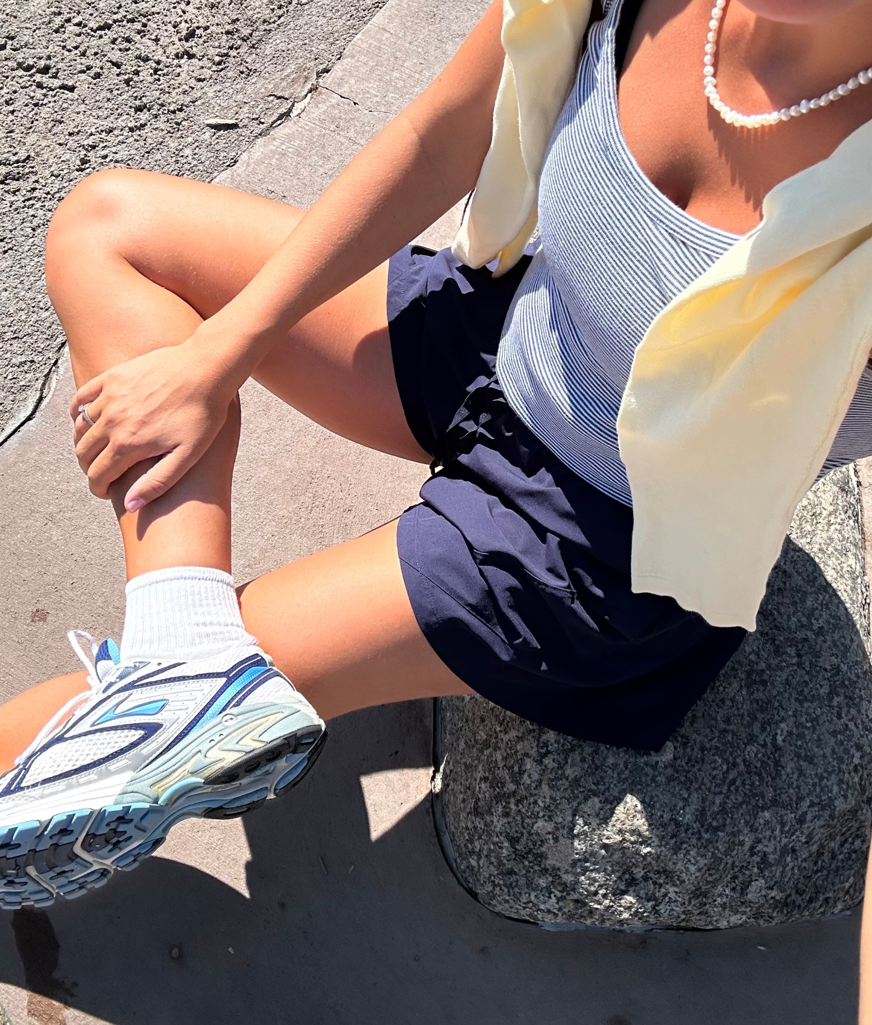 Cute, comfy, active and perfect for the season changing! 
#momfit
#activemom
#athleticcasual 