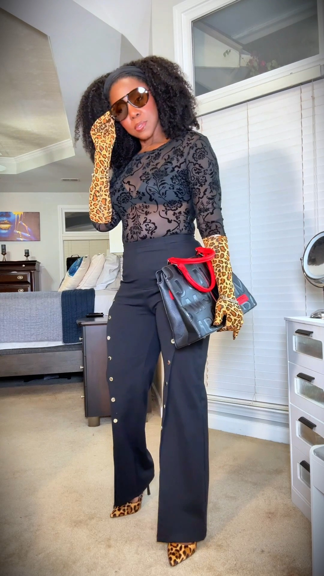 The work pants I’m obsessed with. 🖤

These wide-leg pants are THAT girl—snatched waist, effortless fit, and easy to dress up or down.

I styled them 3 ways so you don’t have to think—just pick your vibe and go 💁🏽‍♀️

📲 All looks linked in LTK
Comment STYLE and I’ll send you the link

.

.

.

.

#ltkstyle #ltkfinds #ltkfashion #workwearstyle #widelegpants #outfitinspo #corporatechic #richauntievibes #fashionover40 #styledbyme #fyp


#LTKWorkwear #LTKootd