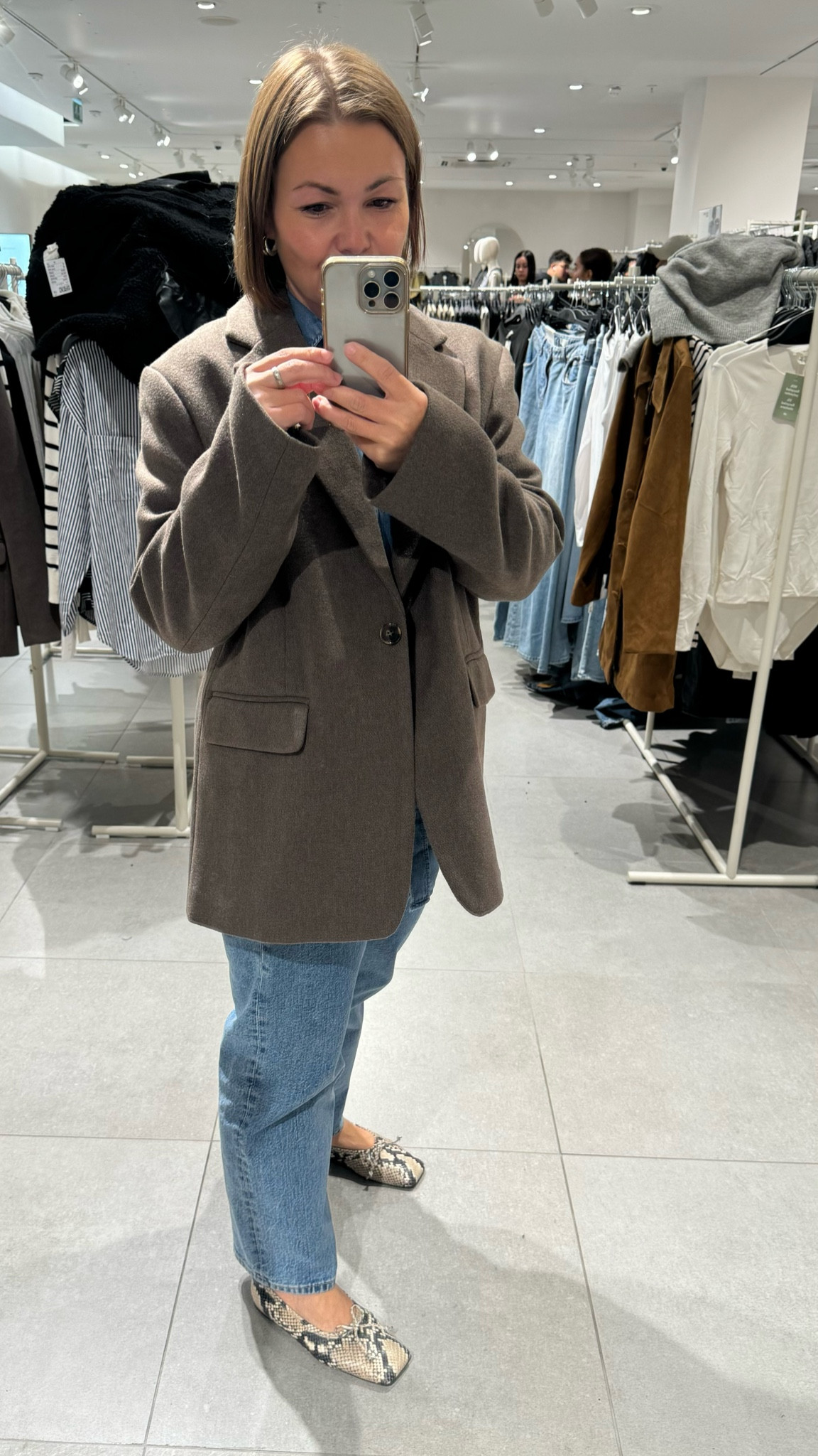 What an absolute bargain!
Love this blazer. I’m wearing size M.
Run, do not walk 😉

#LTKuk #LTKmidsize #LTKautumn