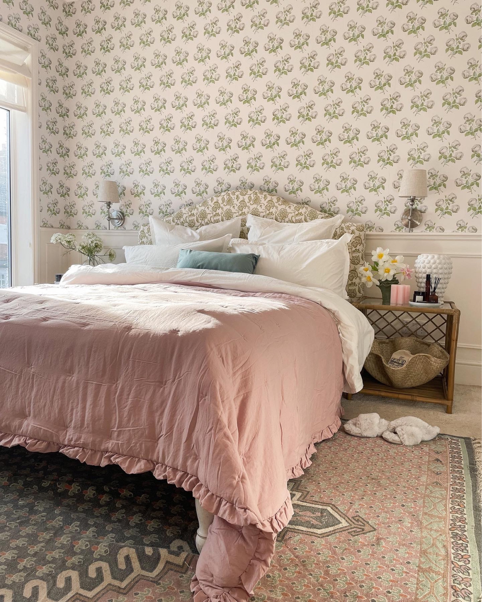 A few bedroom additions 

#LTKhome #LTKSeasonal #LTKunder50