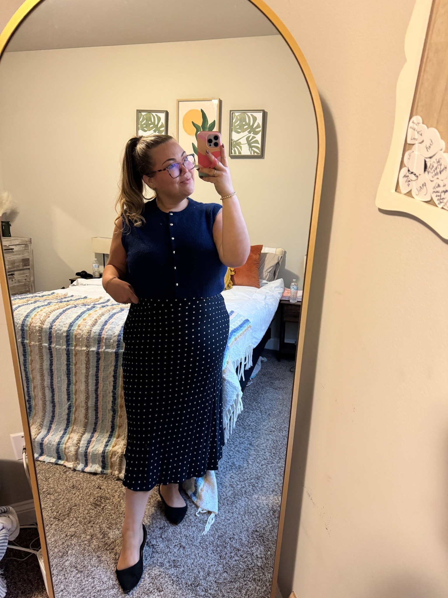 cute & comfortable work fit