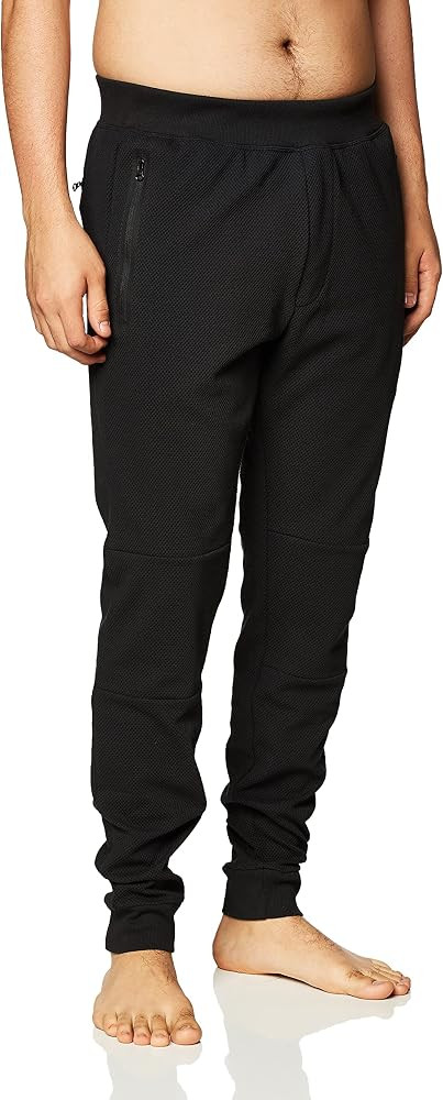Alo Yoga Men's Impel Sweatpant | Amazon (US)