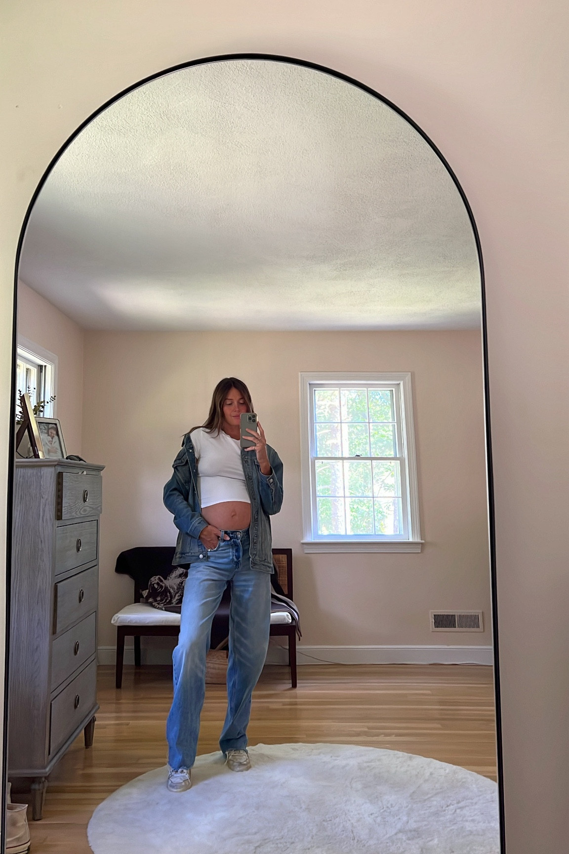 my go to weekend fit when I don’t know what to wear 🧢😎 #LTKmaternity #LTKbump #LTKtraveloutfit