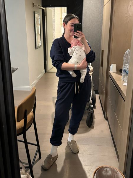 Postpartum outfit, matching set, navy sweatsuit 