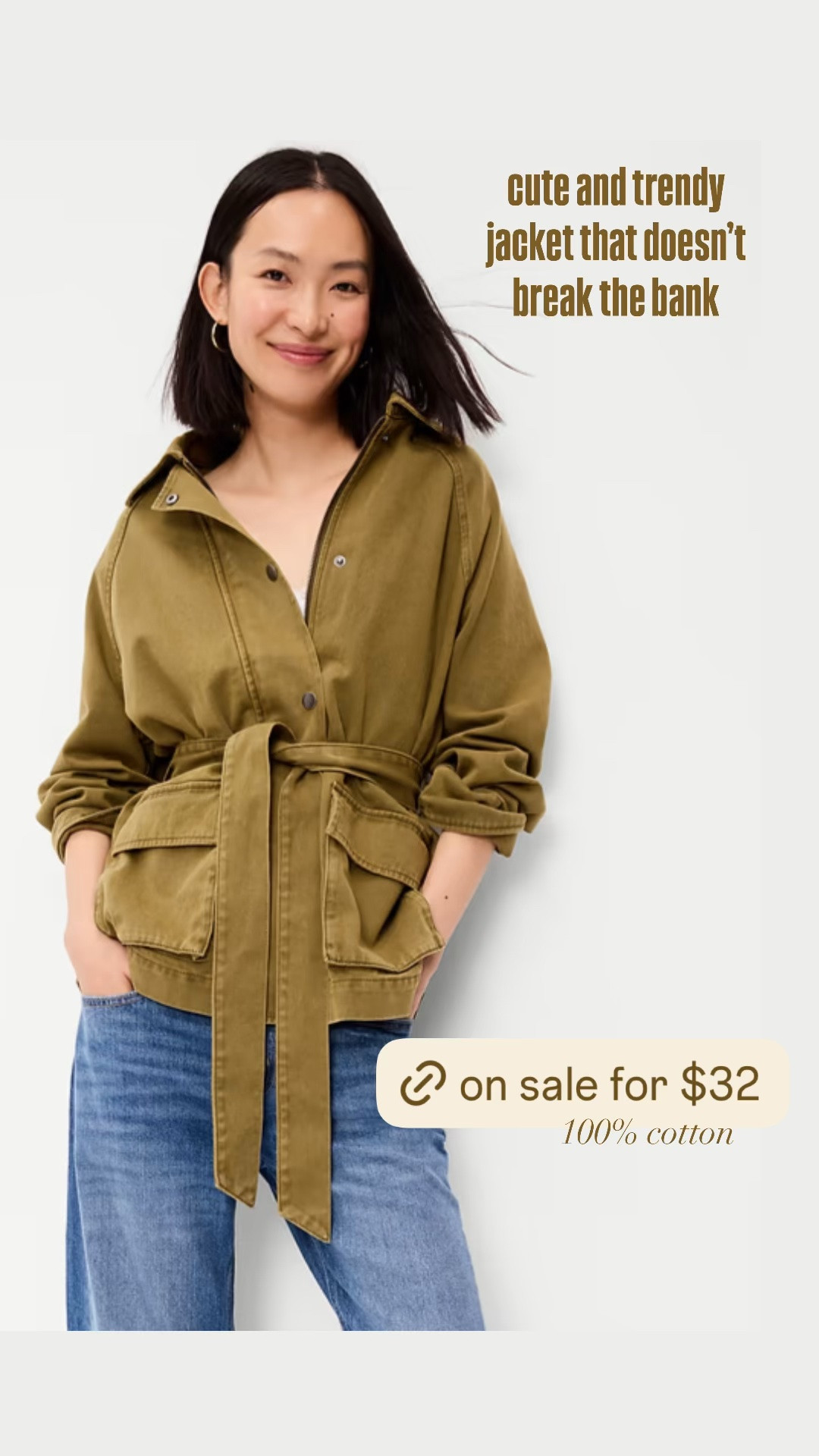 Cute and trendy utility jacket is 100% cotton and on sale for $32 🍂 great fall option!