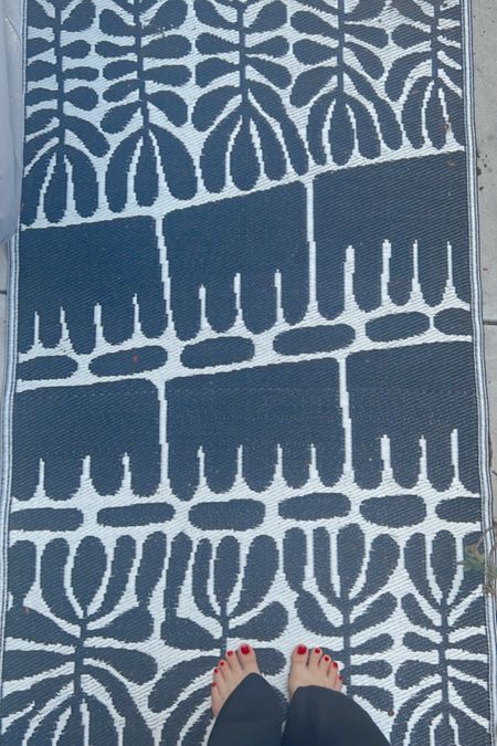 Outdoor rug floral design
Outdoor rug for patio
Amazon rug


#LTKFind #LTKunder50 #LTKhome