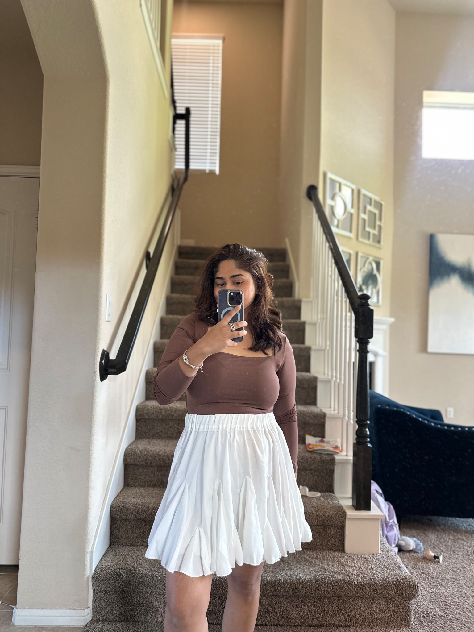 Square neck brown top white skirt 

#LTKFallSale #LTKStyleTip #LTKSeasonal