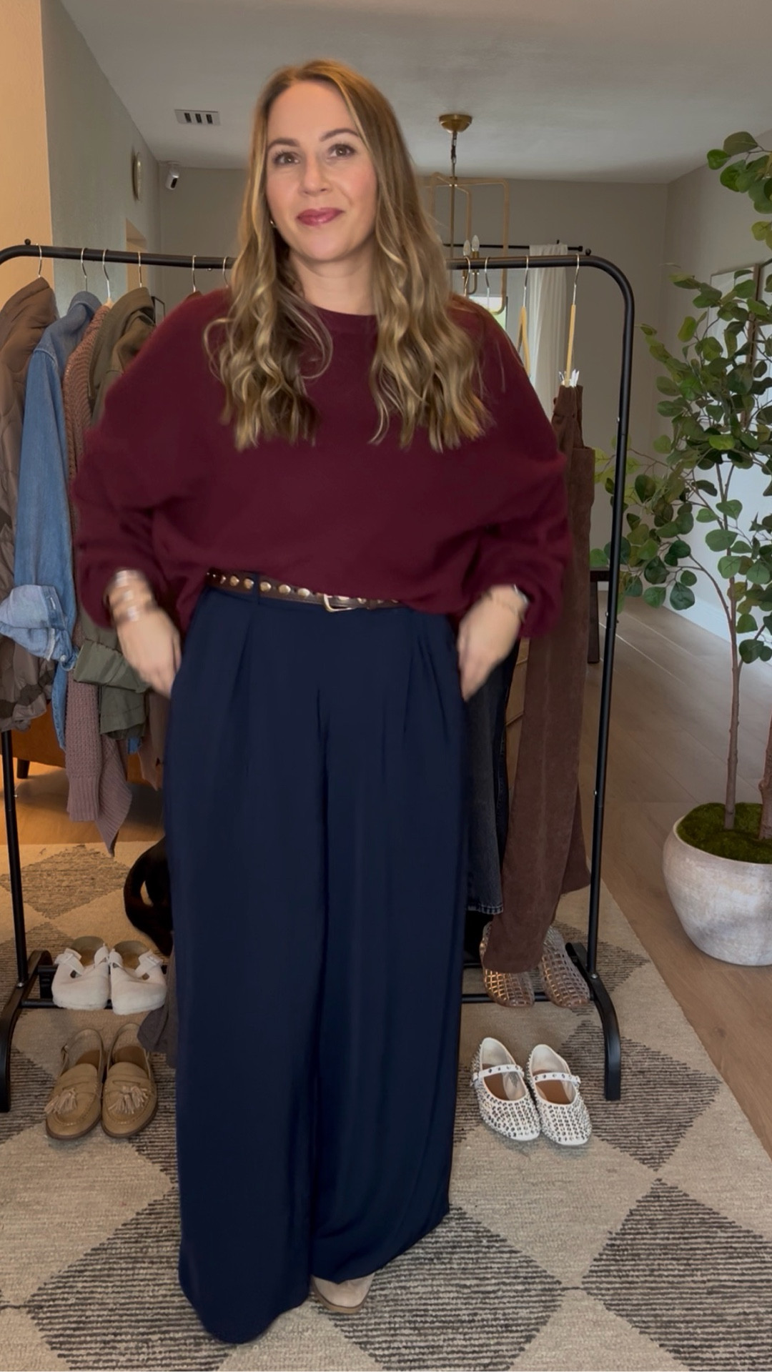 Let me help you create teacher outfits easily, while looking fashionable!