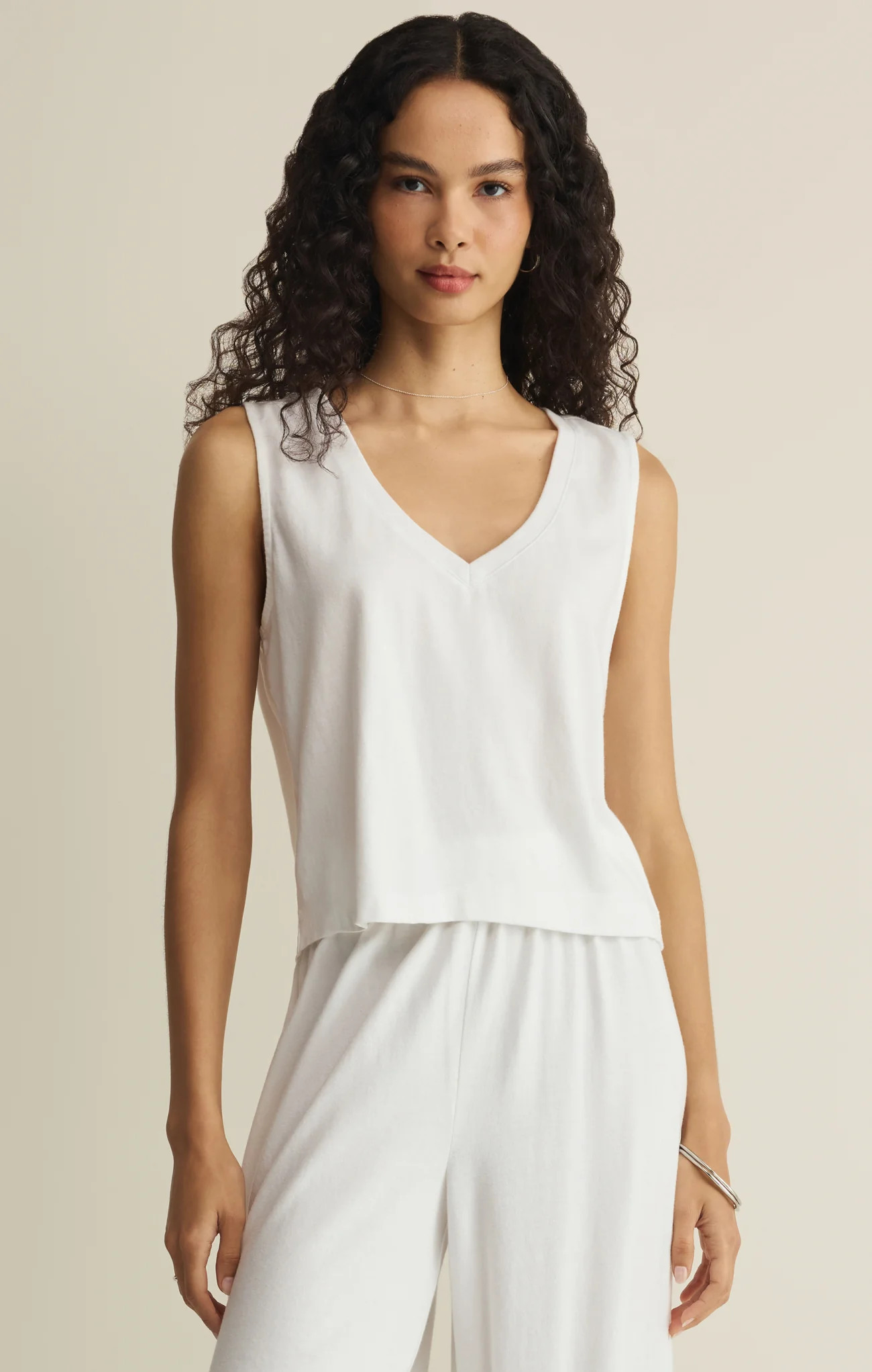 Z SUPPLY Women's Sloane V-Neck Cotton Jersey Top T-Shirt, White, Large | Z Supply