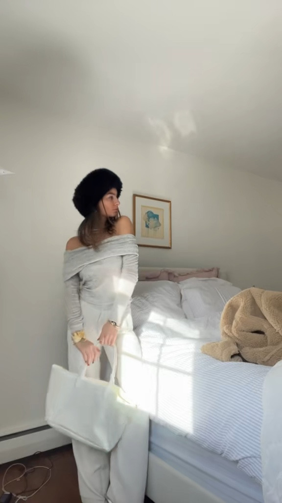 Holiday Christmas outfit ❤️🎄 

#LTKHoliday #LTKStyleTip #LTKSeasonal